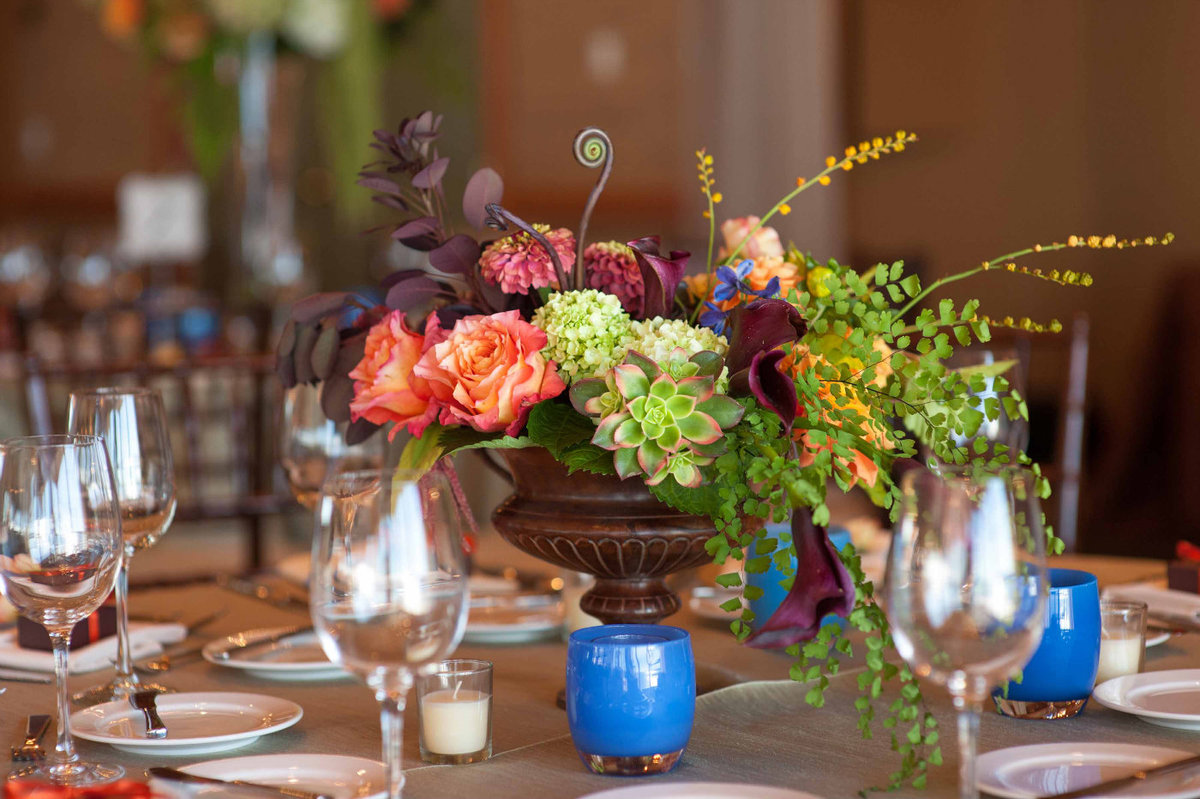 Dinner Party Flowers at the Edgewater Hotel Seattle