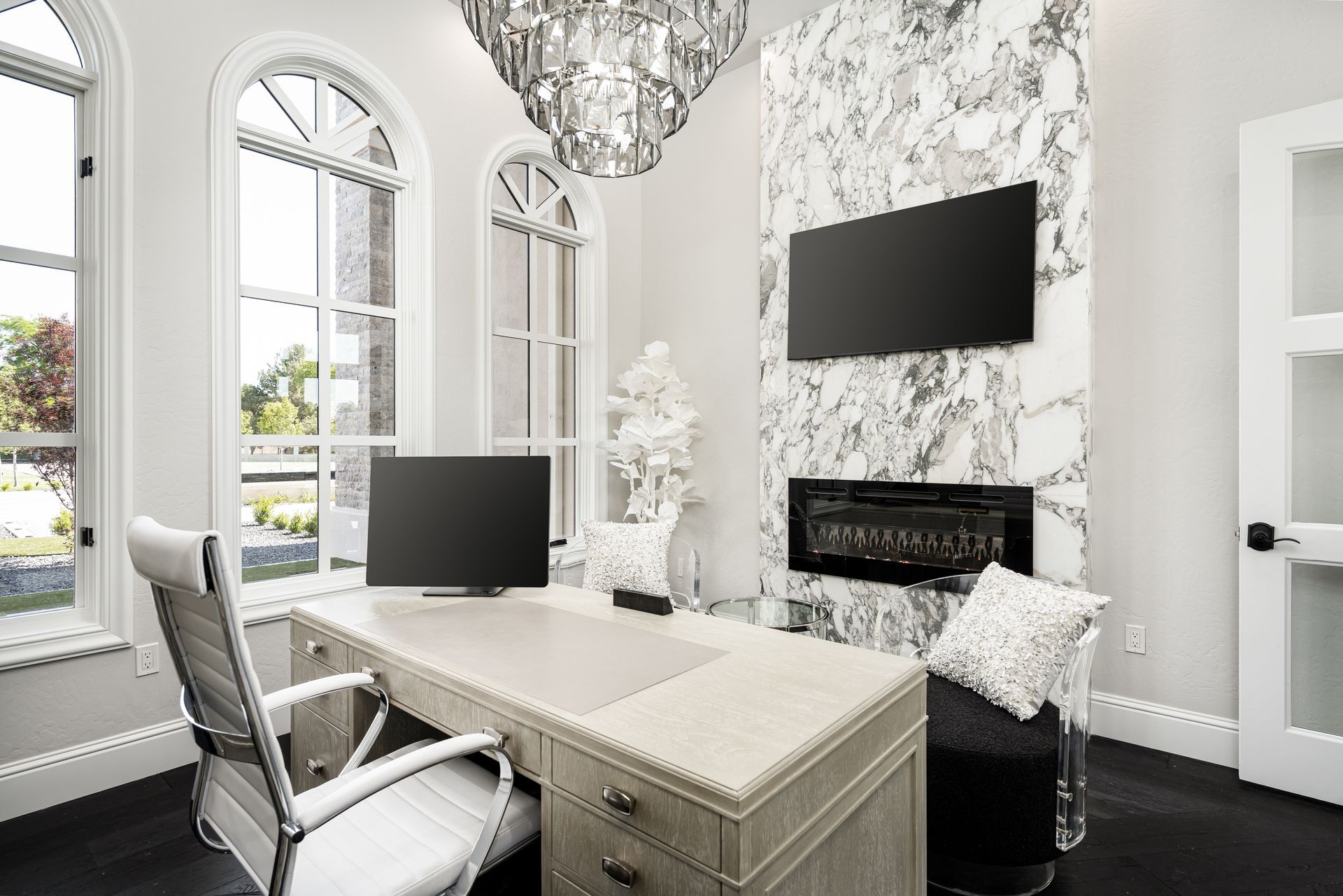 Home Office Designs for the Luxury Homeowner