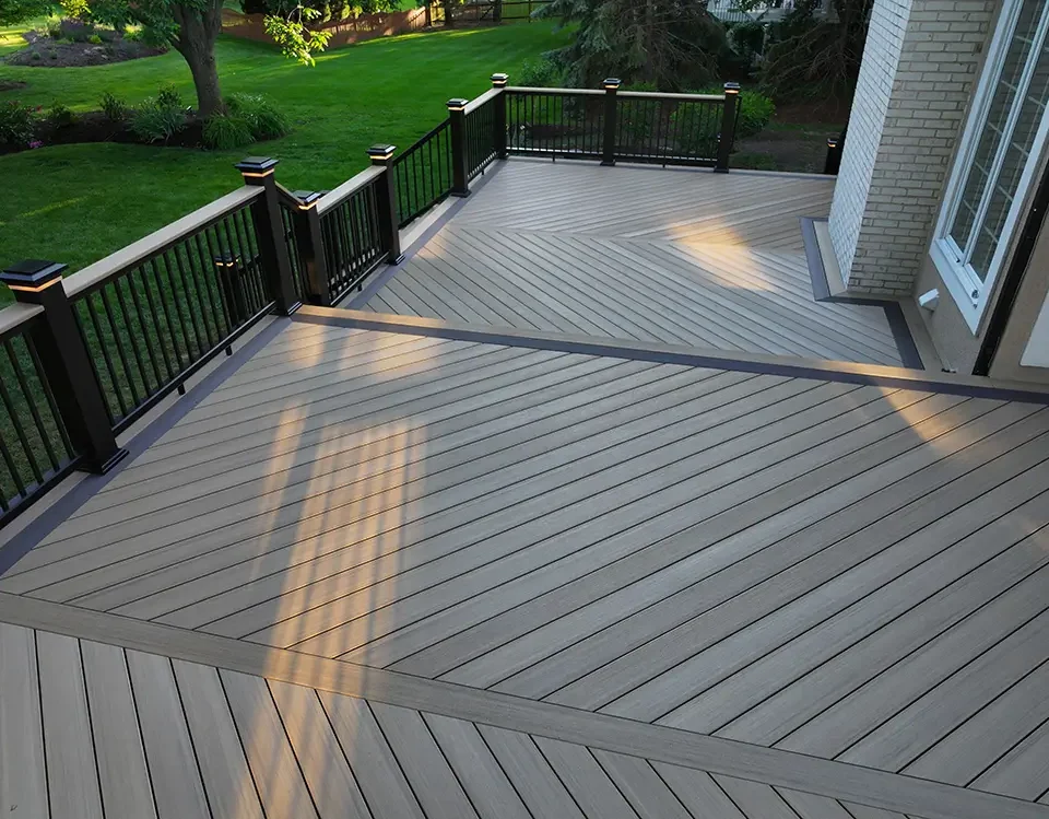 How to Choose the Perfect Color for Your New Composite Deck