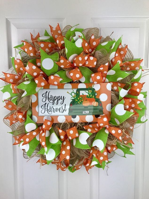 How to Make a Gorgeous Fall Wreath For Harvest Season | Hometalk