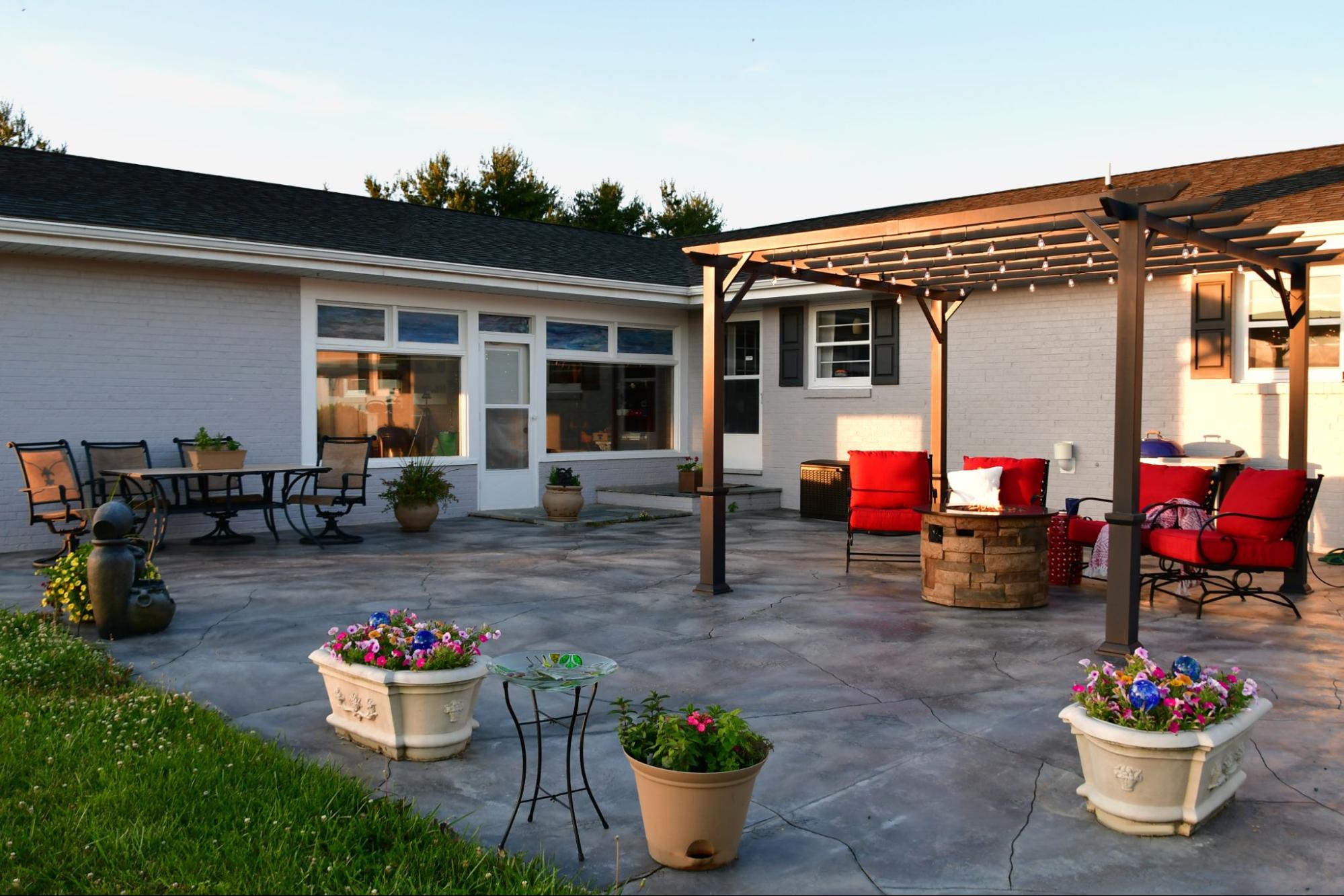 Modern Concrete Patio Ideas for a Sleek, Contemporary Look