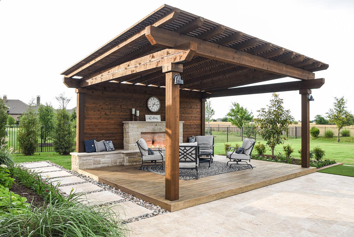 Pergolas vs. Patio Covers: Unveiling the Perfect Match