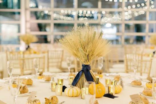 Pumpkin and Wheat Tablescape
