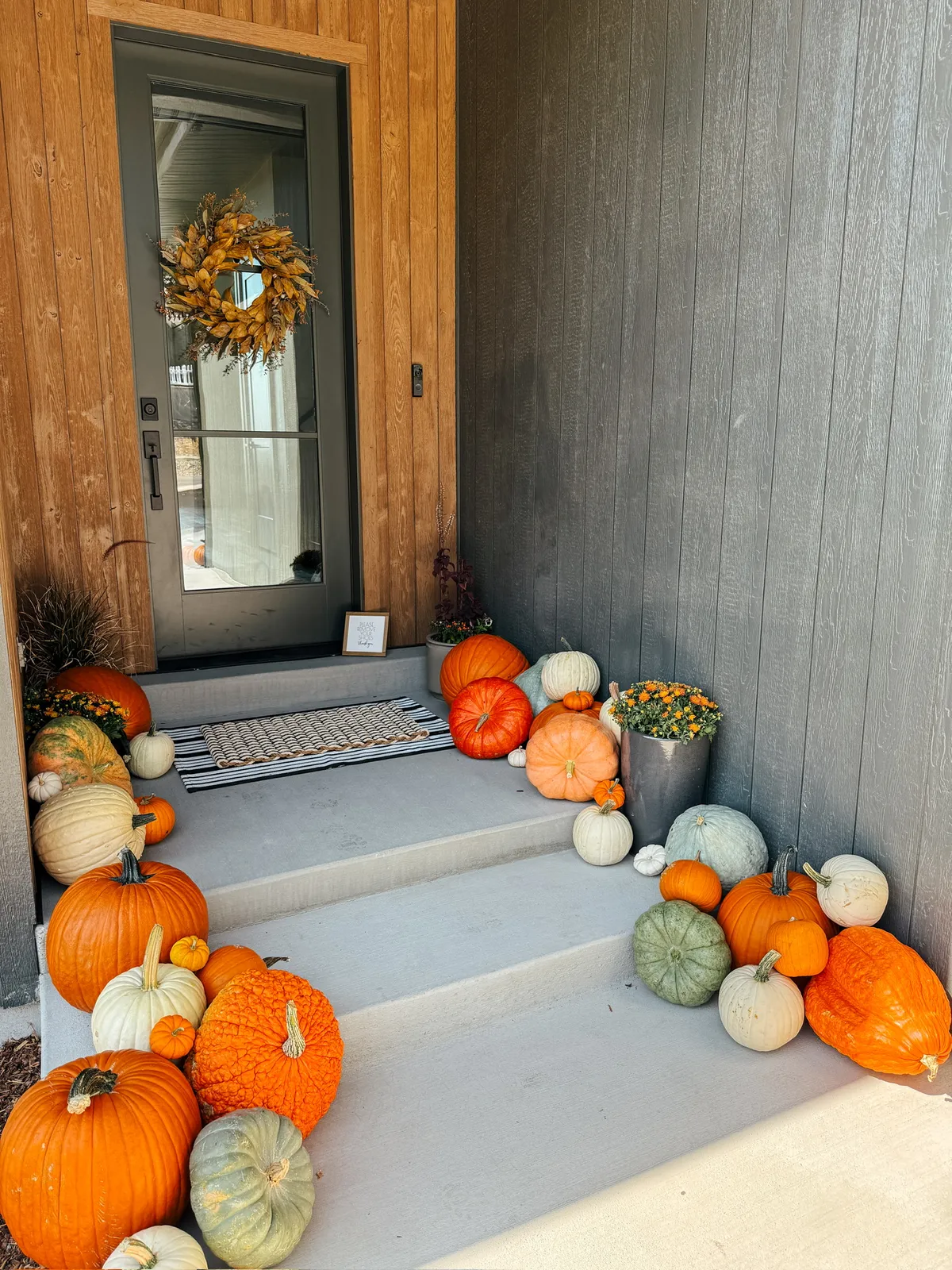 Pumpkin Porch Design Utah | Mountain Pumpkins