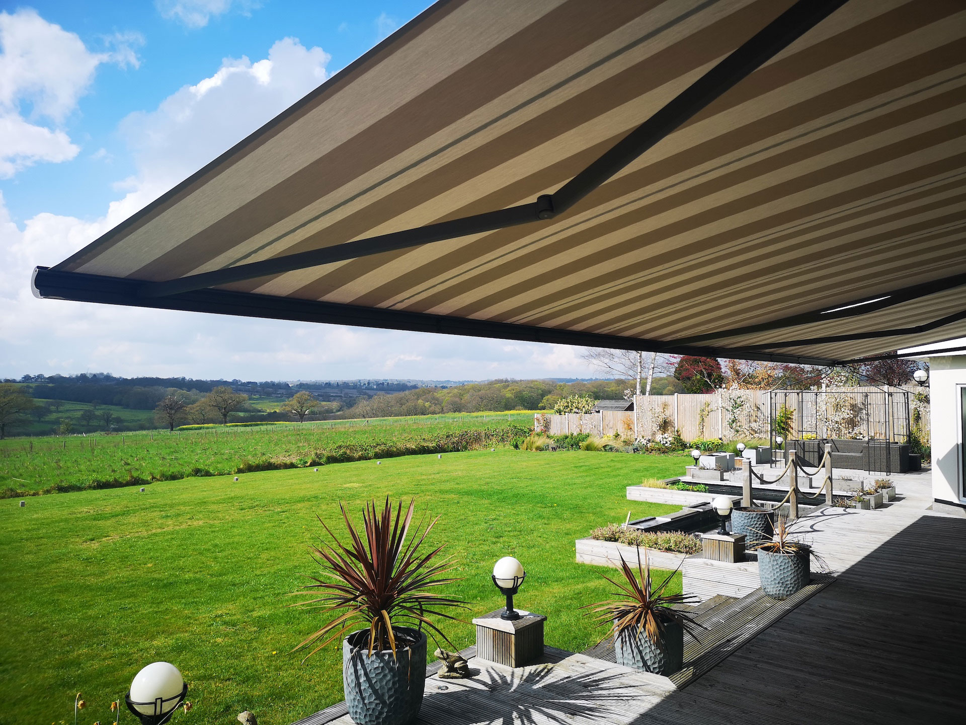 Retractable Roof Systems for Commercial & Residential | Patio Awnings - posner interiors
