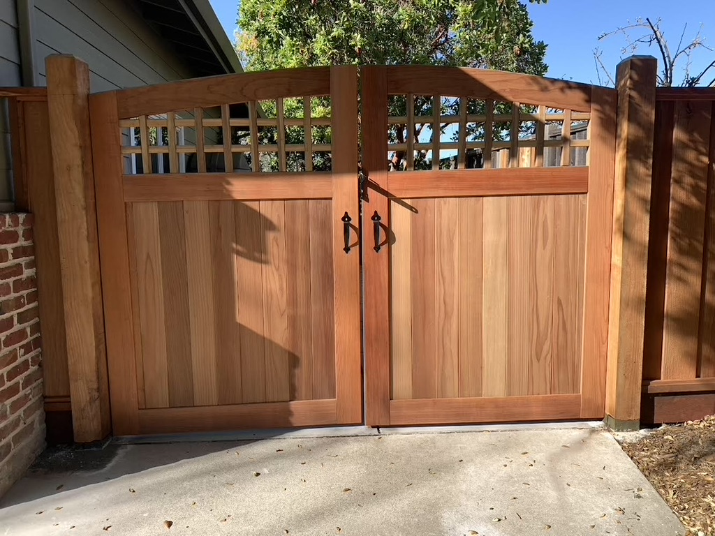 Reuben Borg Fence | Custom Gate Installation and Repairs| Bay Area | San Jose | San Francisco | Oakland | Residential & Commercial