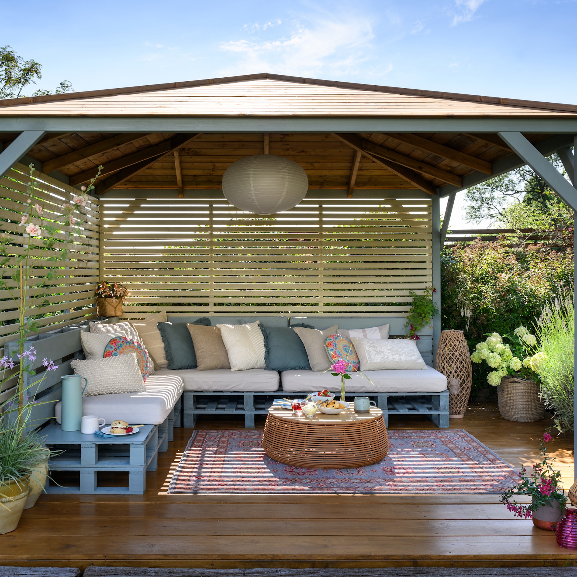 Screen your garden on a budget with these affordable…