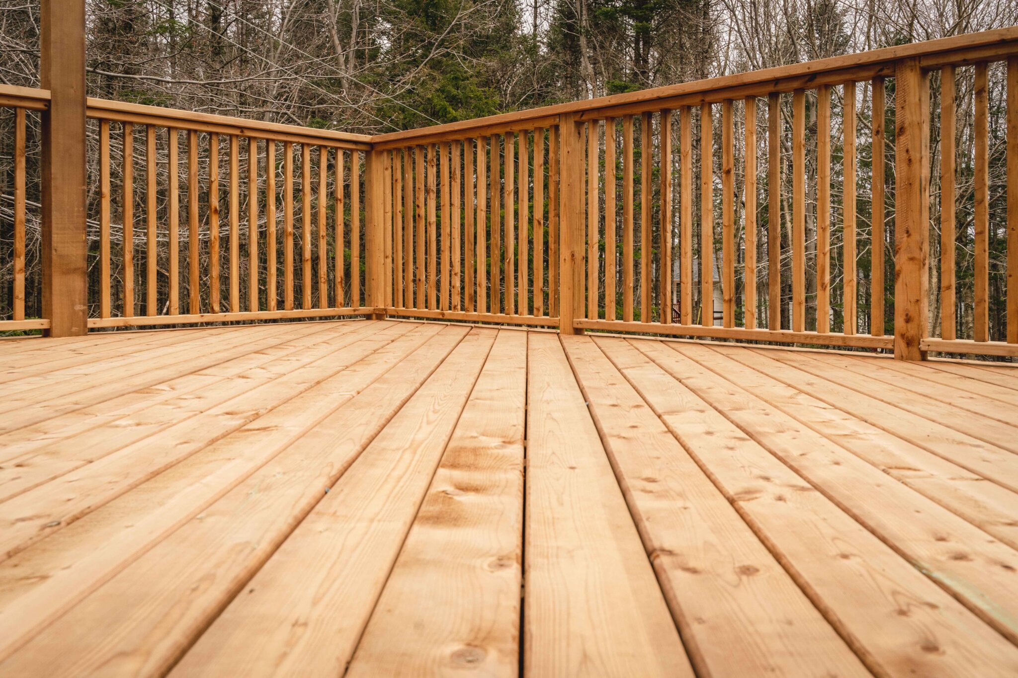 Top Deck Railing Ideas to Enhance Your Outdoor Space