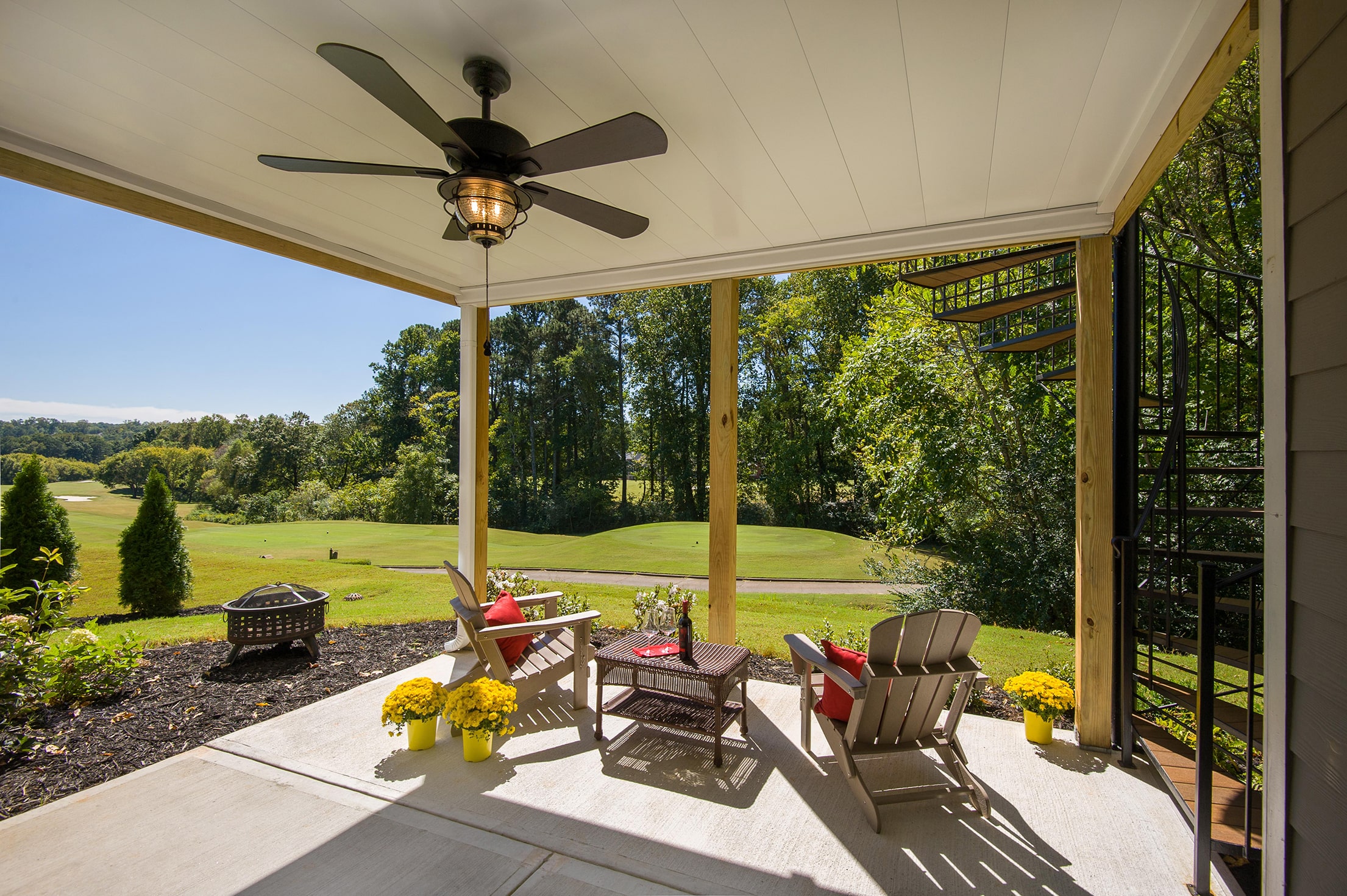 Under-Deck Patio: The Under Porch