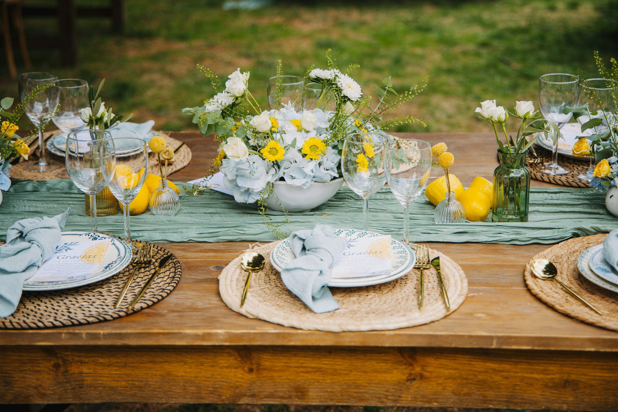 Wedding table decoration by @madyevents