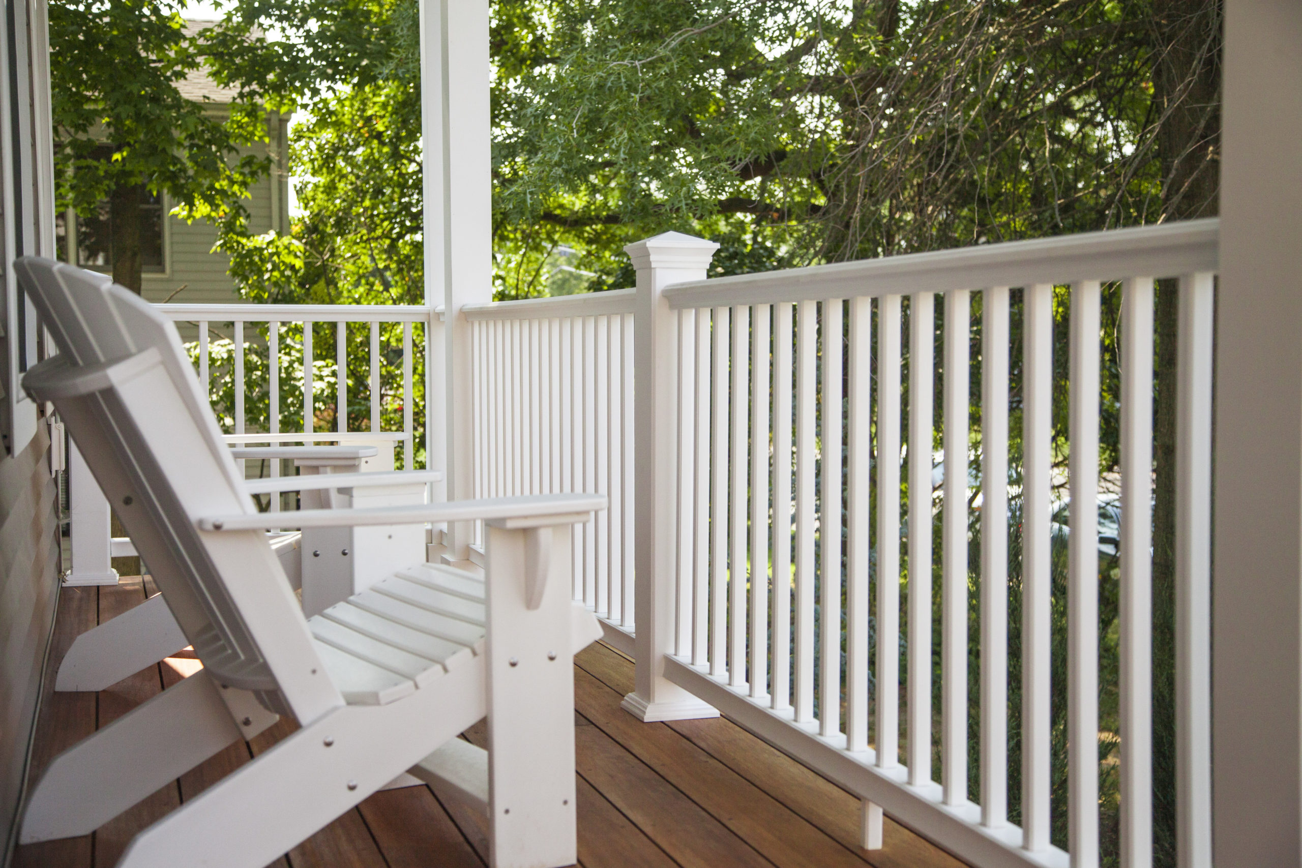 What to Consider When Choosing a Deck Railing