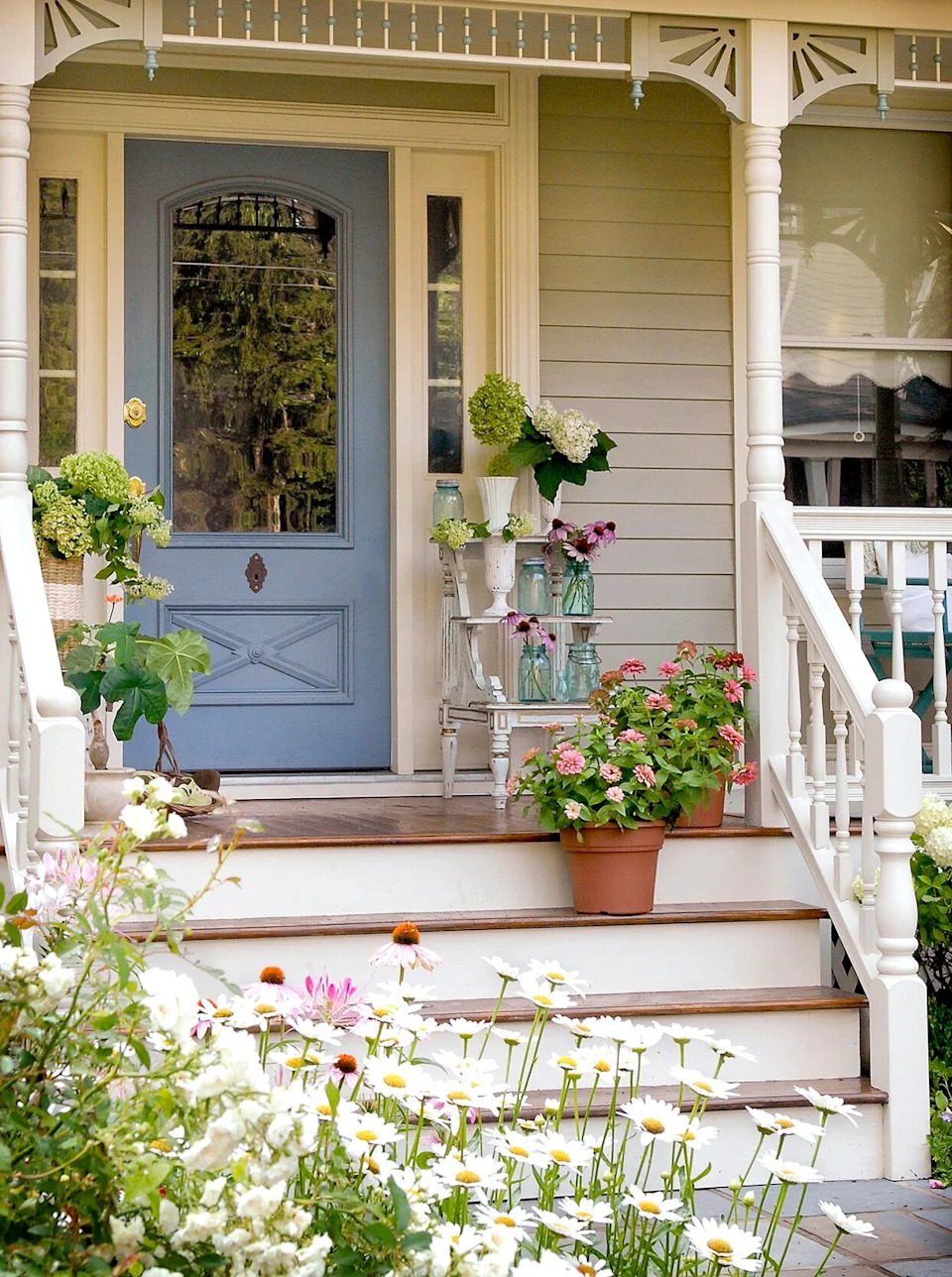 14 Ideas for Front Porch Steps That Add Instant Curb Appeal