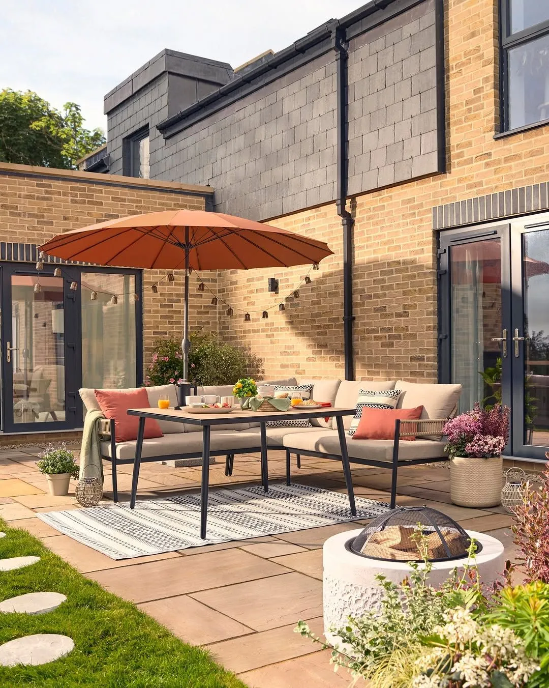 20 Backyard Furniture Ideas for 2026 That Make Most Backyards Look Unfinished Without Them