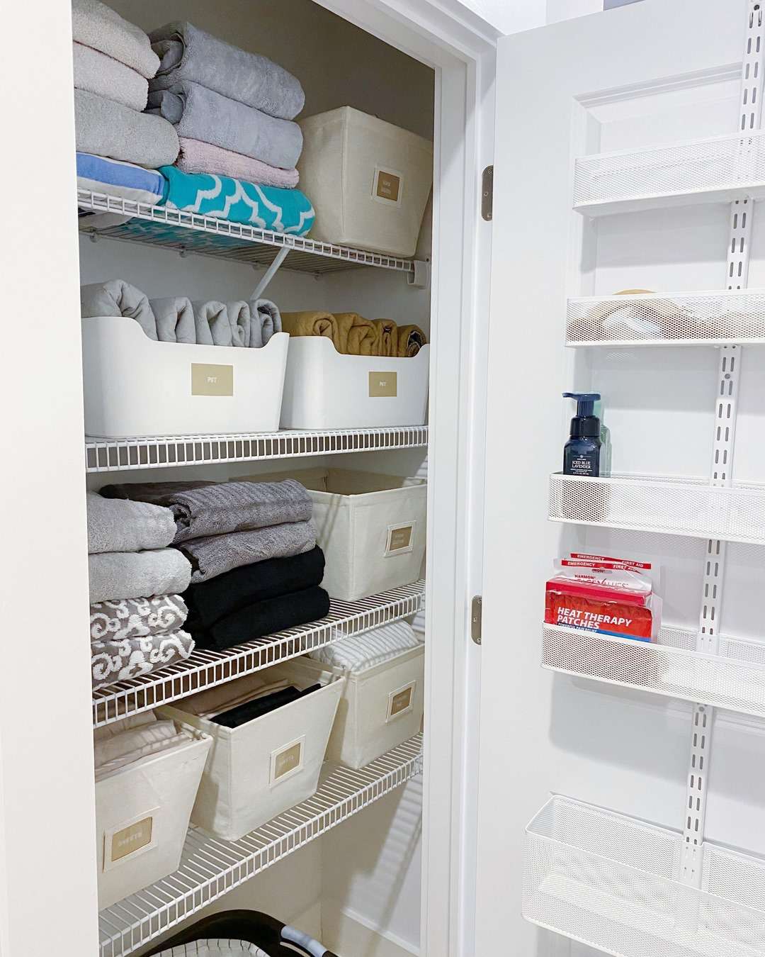 20 Linen Closet Organization Ideas to Streamline This Problem Area