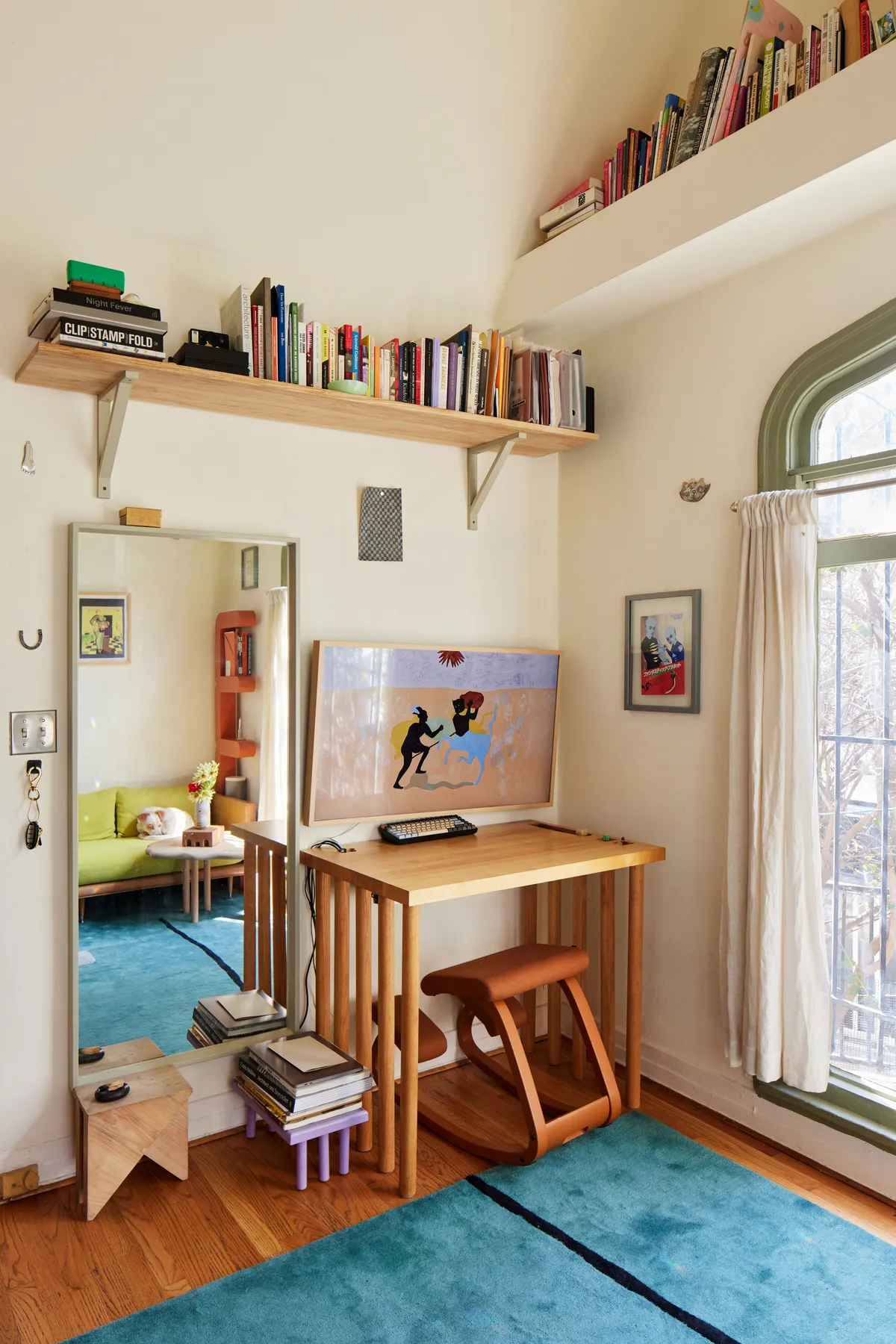 21 Best Desks for Small Spaces That Offer Savvy Organization (2026) | Architectural Digest