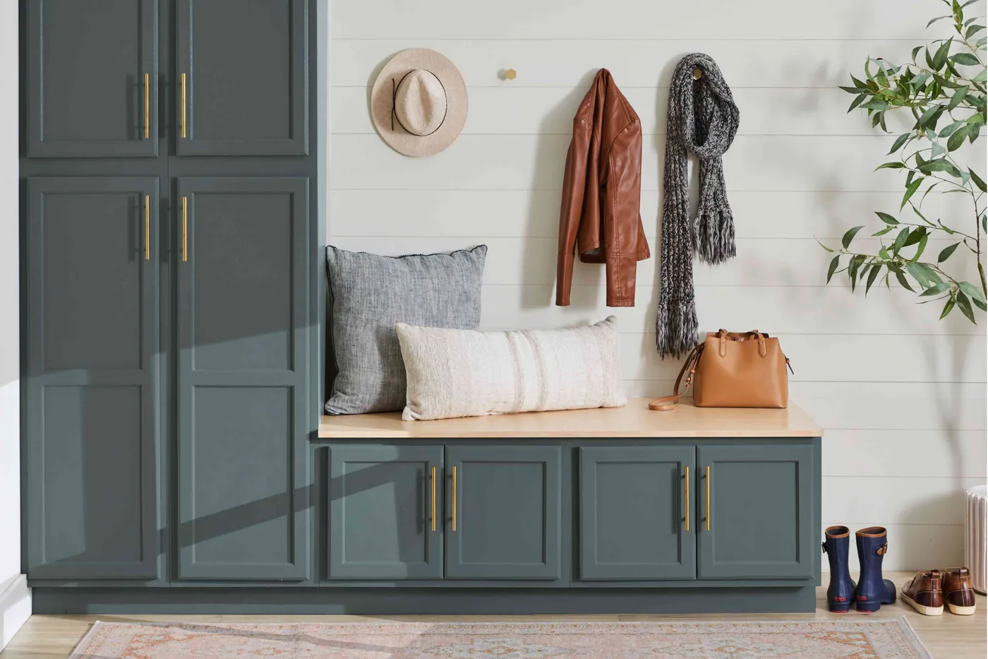 43 Mudroom Ideas With Creative Storage Solutions