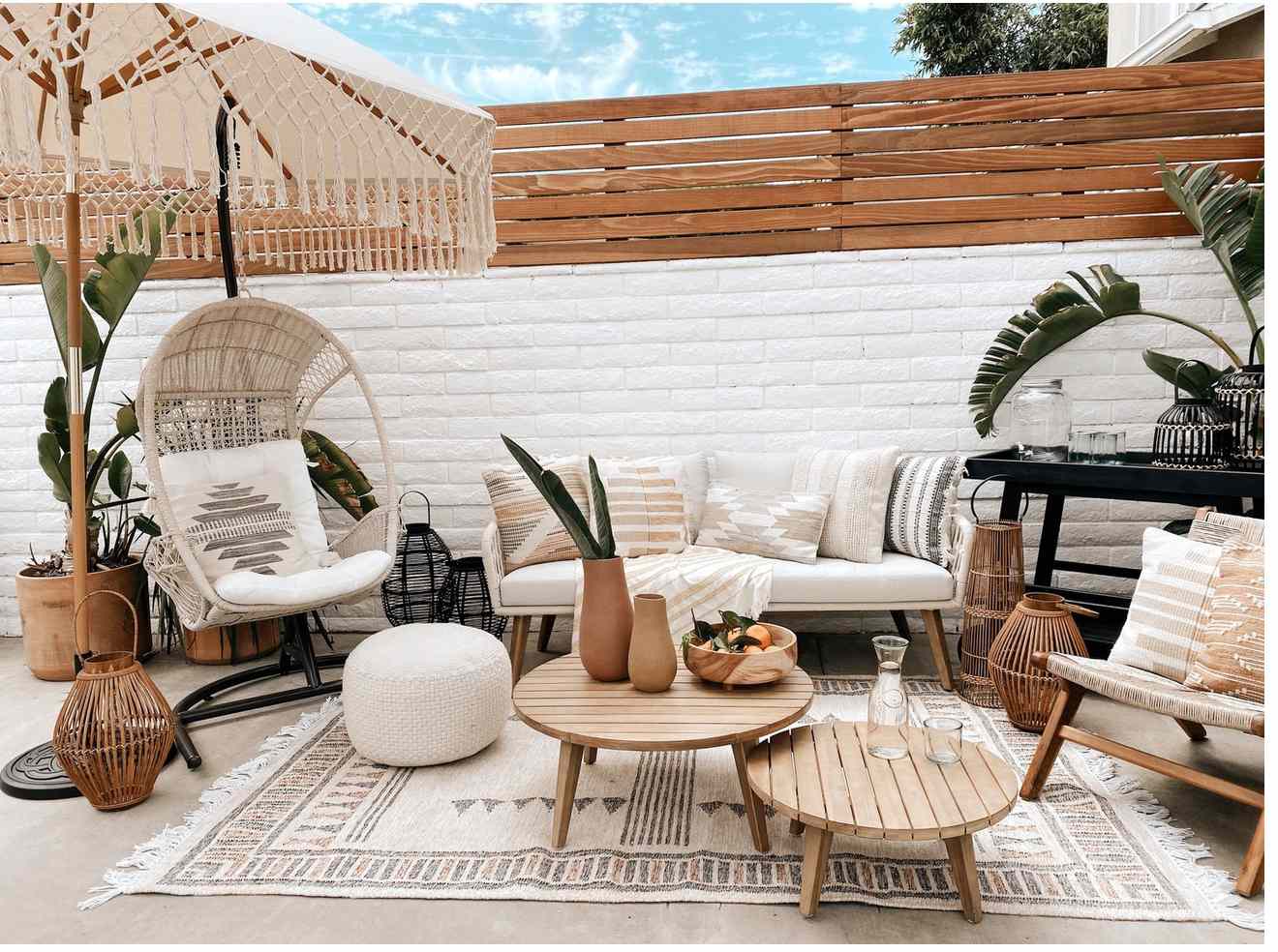 45 Outdoor Living Room Ideas for Al Fresco Entertaining