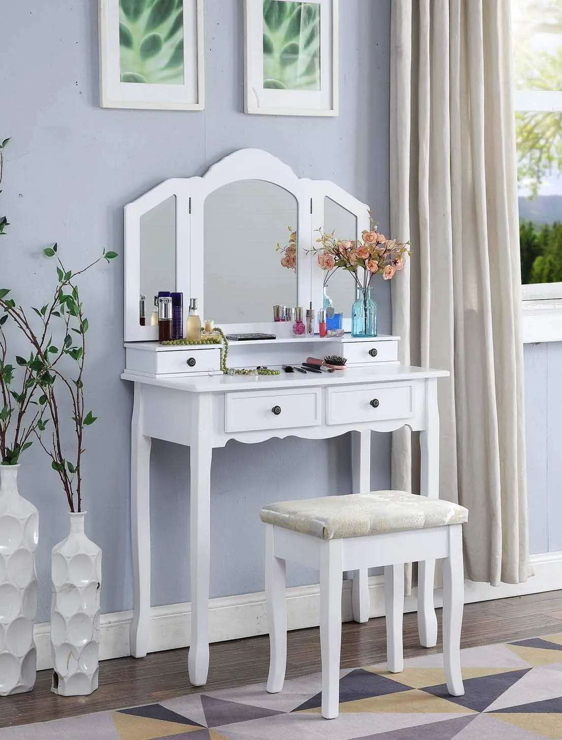 51 Makeup Vanity Tables To Organize Your Makeup Collection