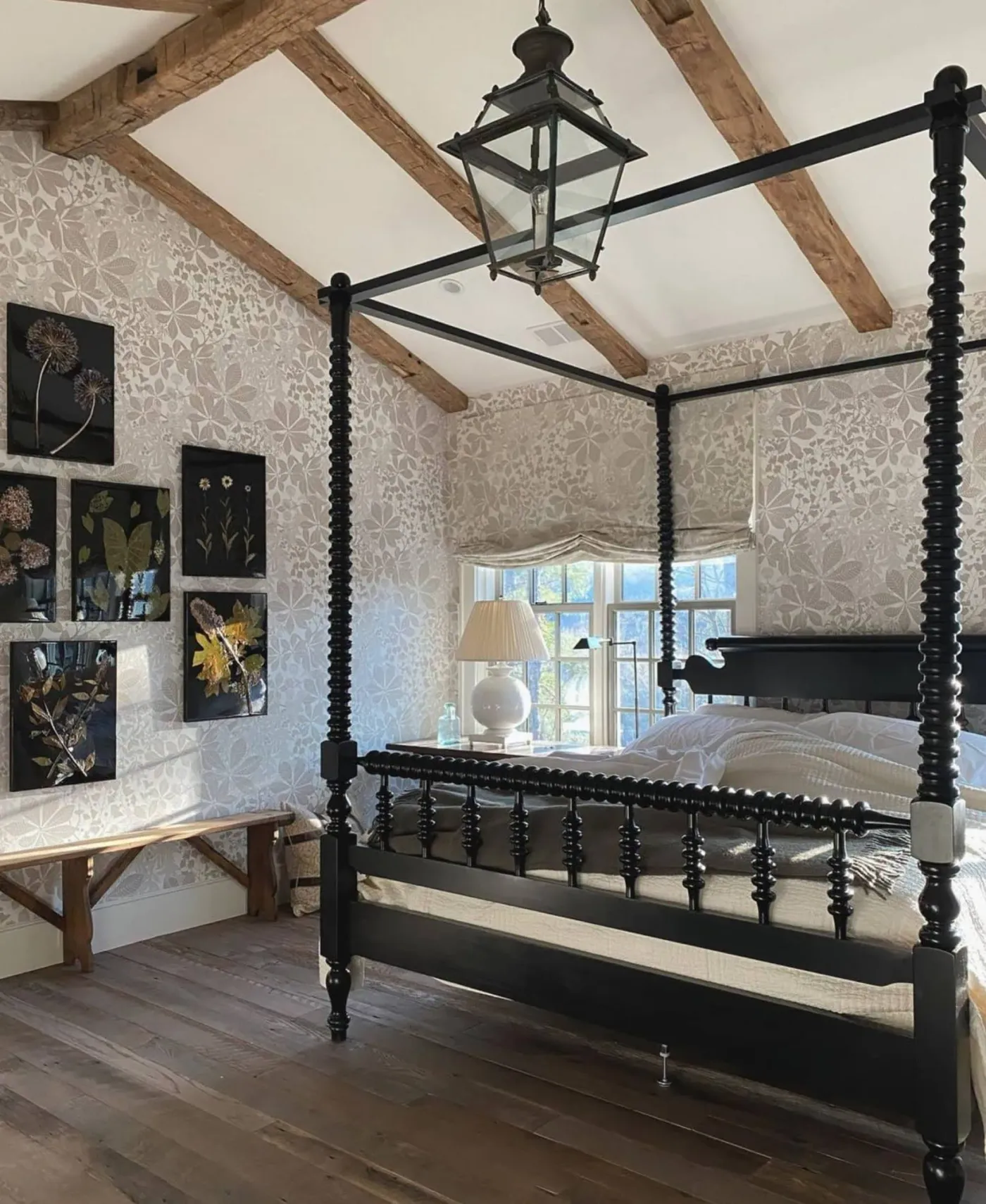 9 Unique Canopy Bed Ideas to inspire your bedroom makeover!