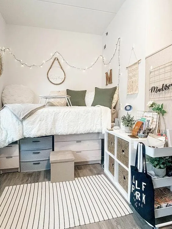 A Guide to Aesthetic Dorm Room (+ Inspo) | The Other Aesthetic