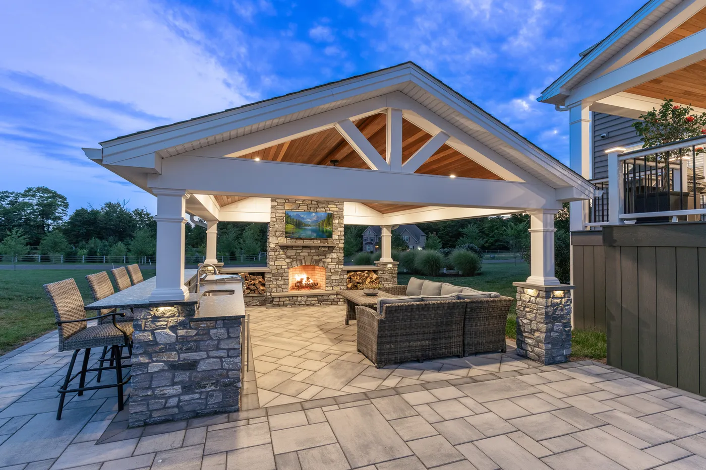 Award-Winning Outdoor Living Projects | Smucker's Hardscaping