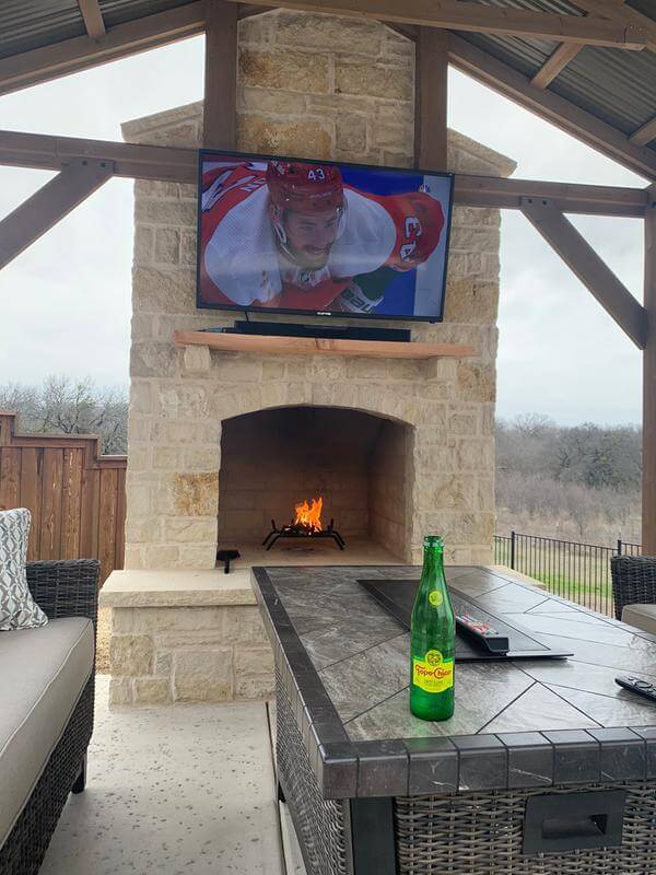 Check Out These 11 Outdoor TV Setups