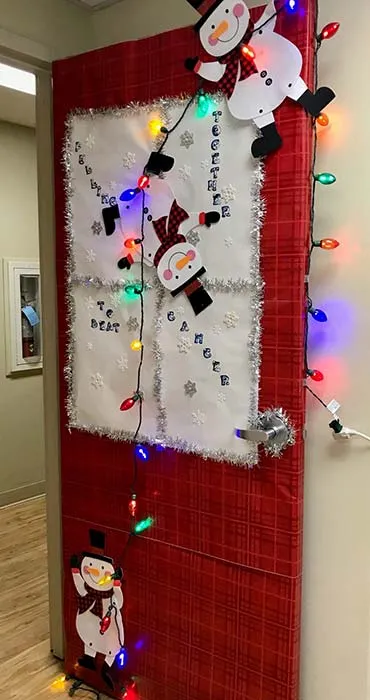Christmas Door Decorating Contest - Southern Cancer Center