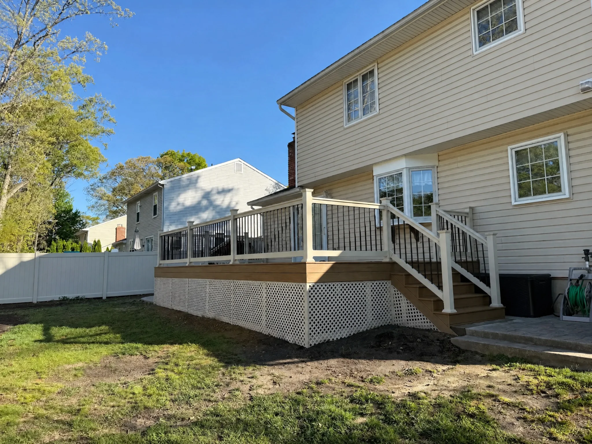 Composite Deck & Vinyl Fence Installation | Sewell, NJ
