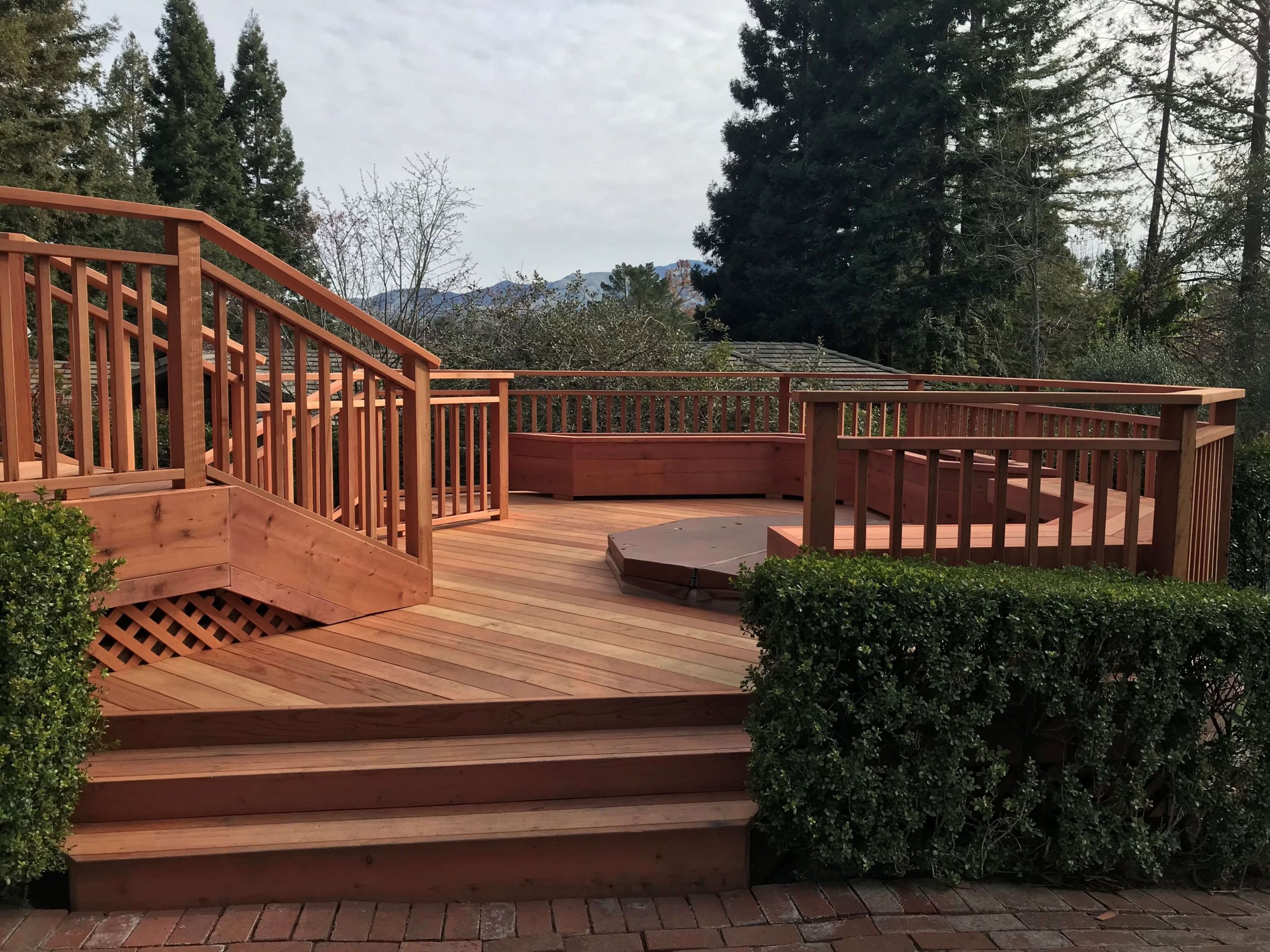 Custom Deck Construction - G & G Deck and Fence