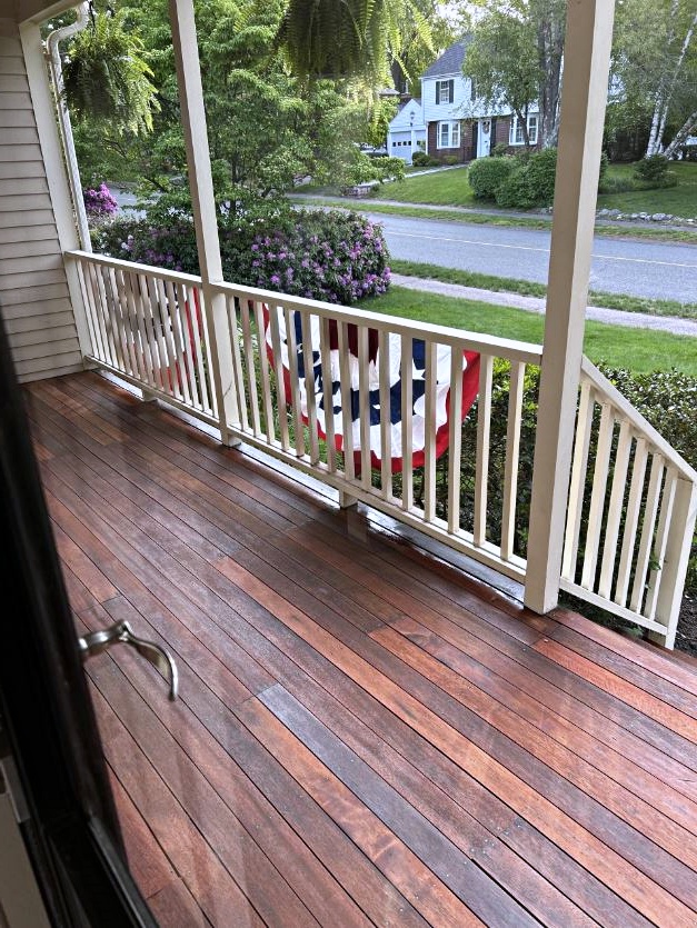 Deck Staining Colors to Enhance your Outdoor Space - Painter1