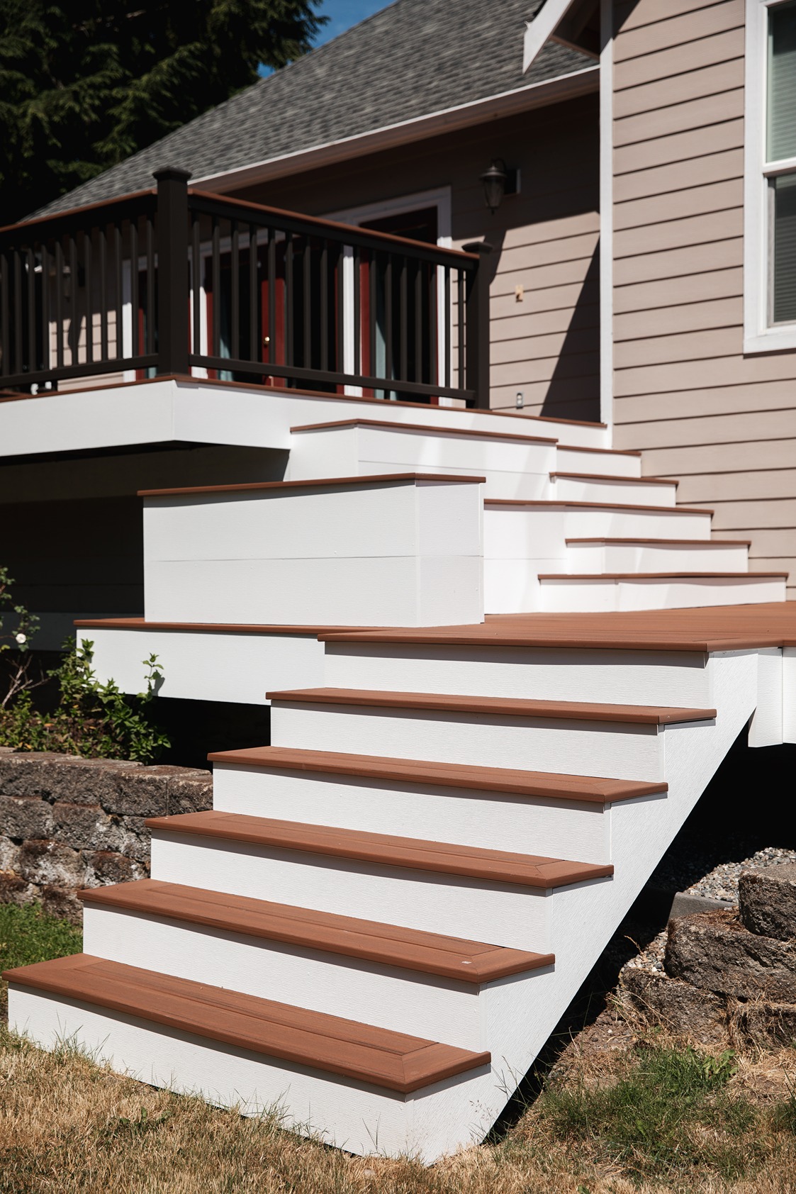 Deck Stairs in Marysville | Legacy Decking