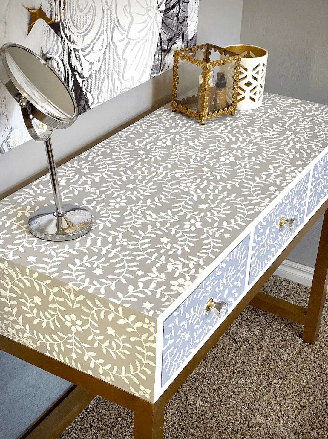 DIY Vanity Desk – Handmade Haven