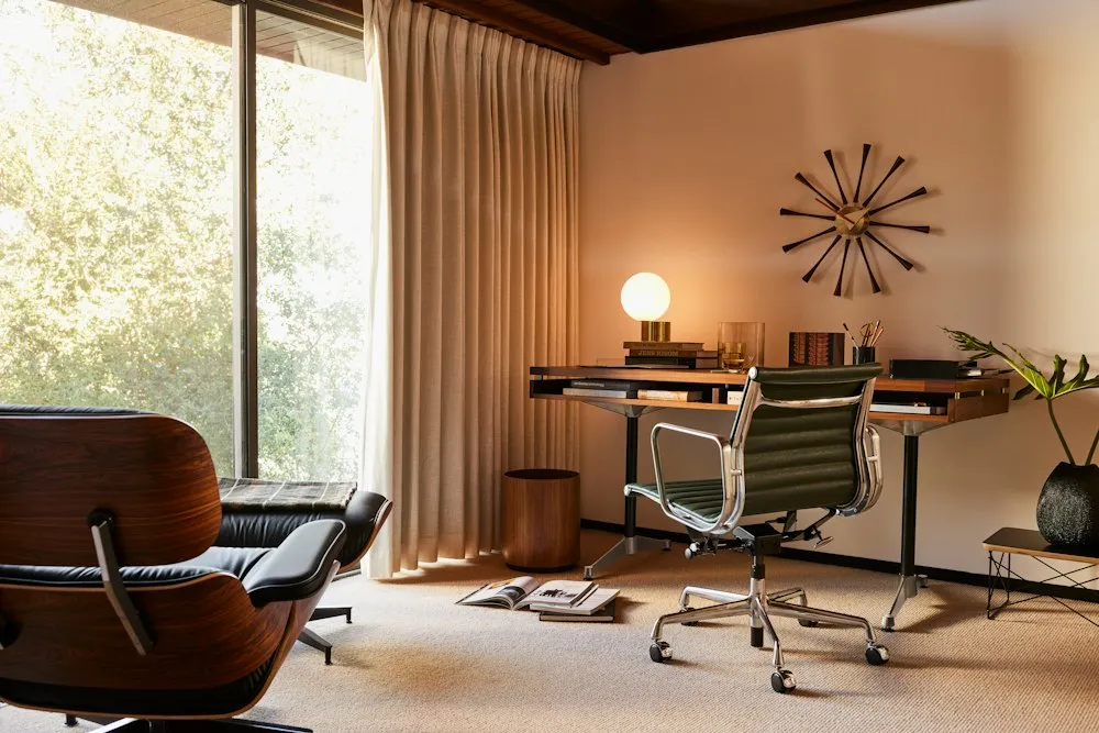 Eames 2500 Series Executive Desk – Design Within Reach