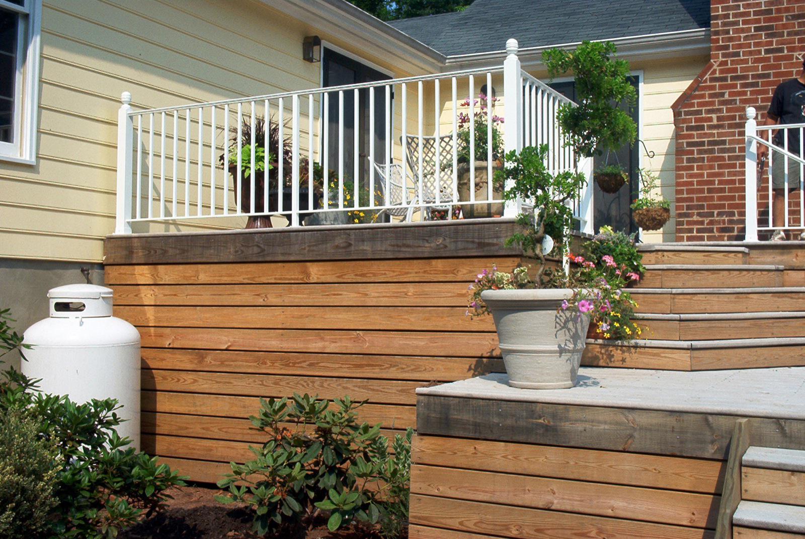 Greendale Railing's Deck