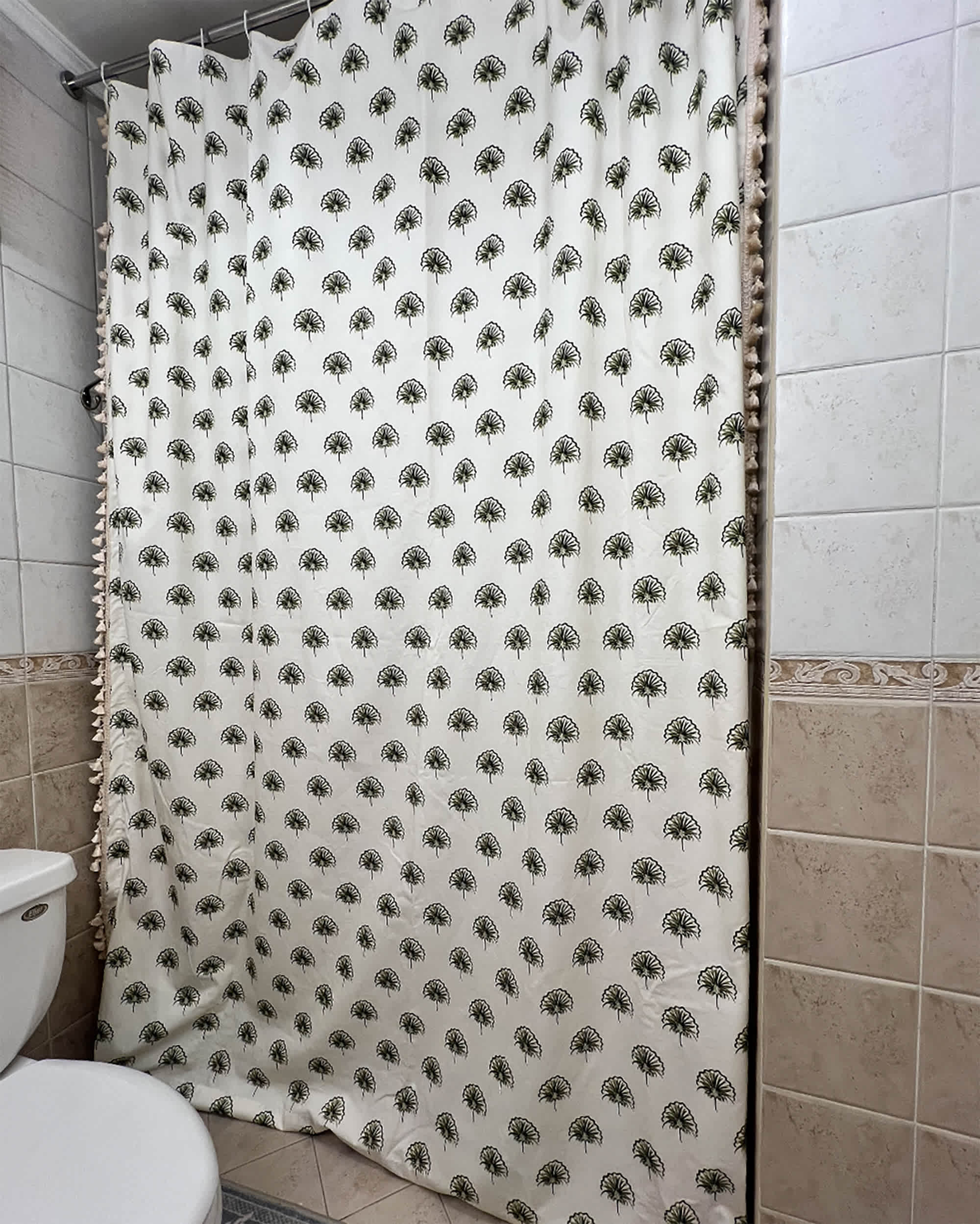 Here's Why Renters Should Invest in Custom Shower Curtains | Apartment Therapy