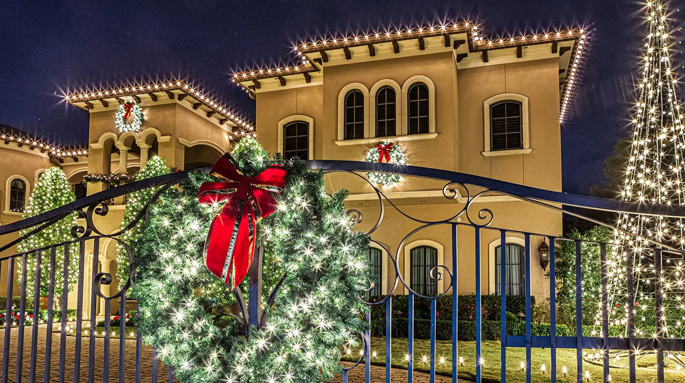 Houston House Christmas Lighting