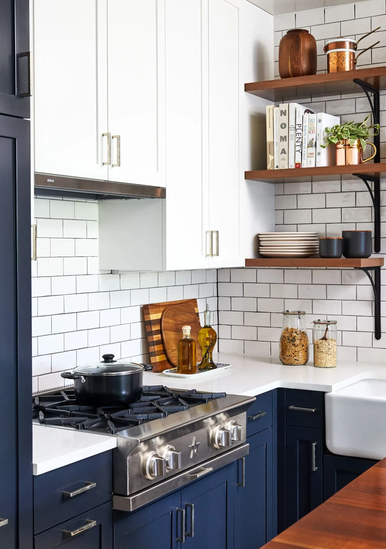 How to Tile a Backsplash Like a Pro
