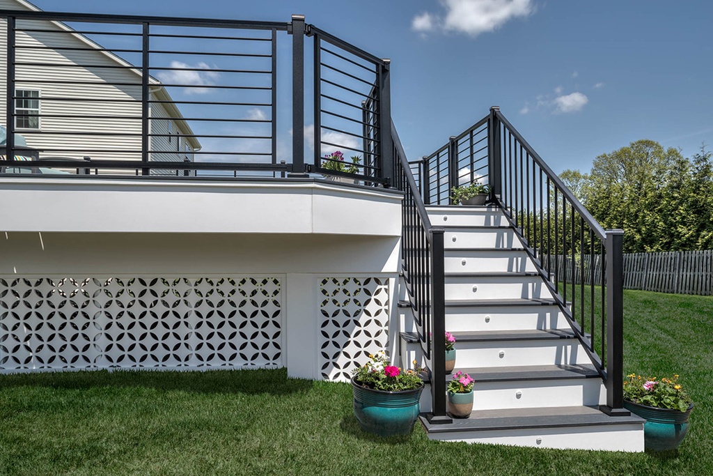 Lattice Panels | cPVC Lattice from Trex Lattice