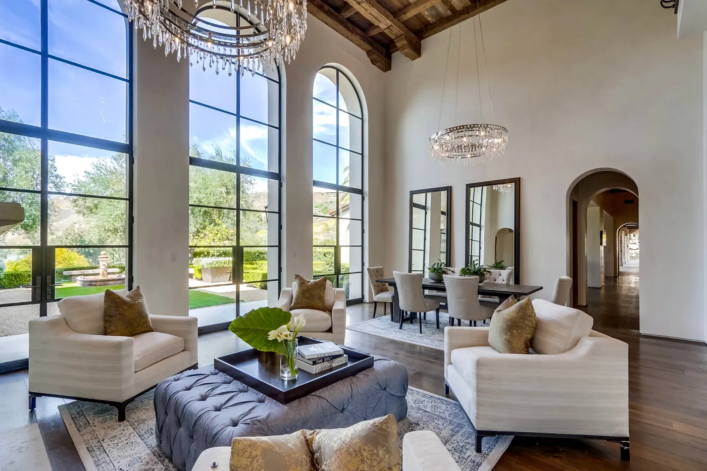 Mediterranean-style smart house