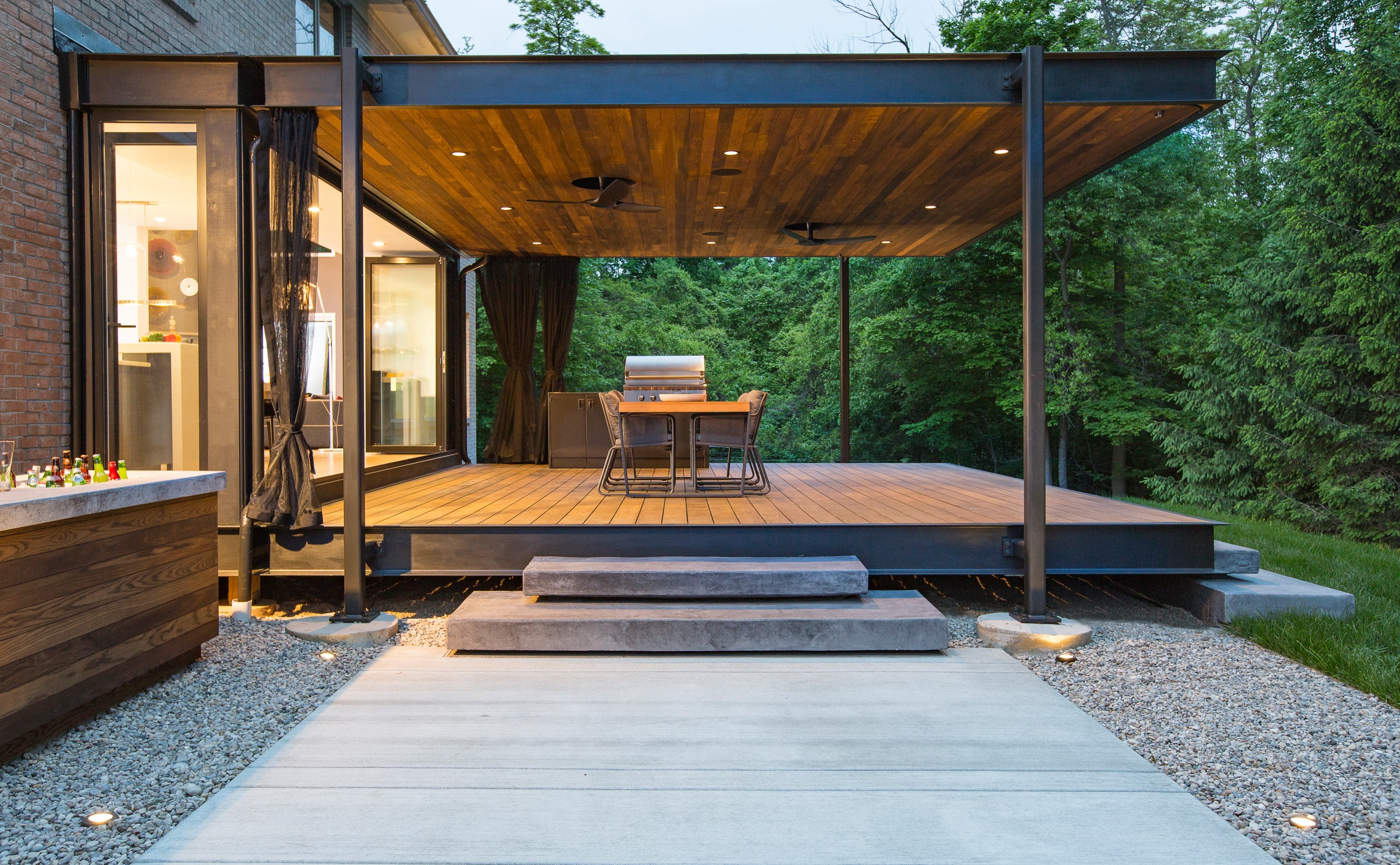 Modern Flat Roof Patio Designs and Tips for Homeowners