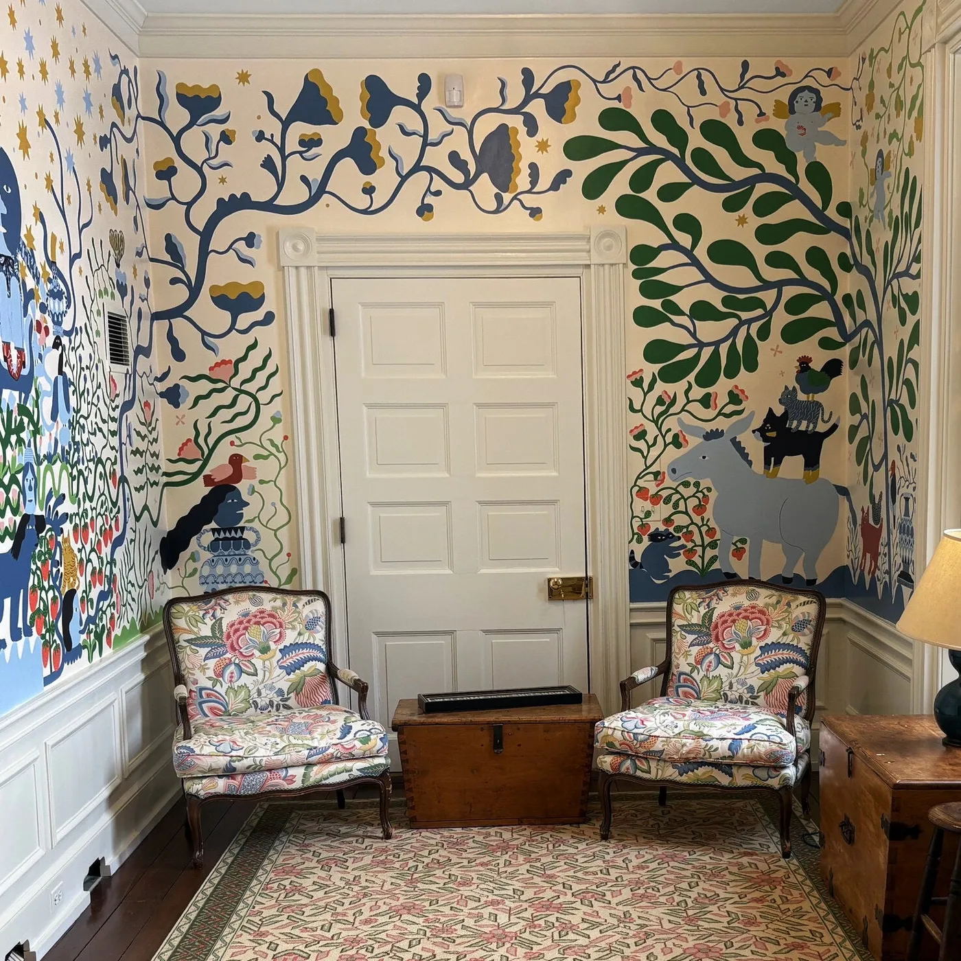 Murals Have Moved Indoors - The New York Times