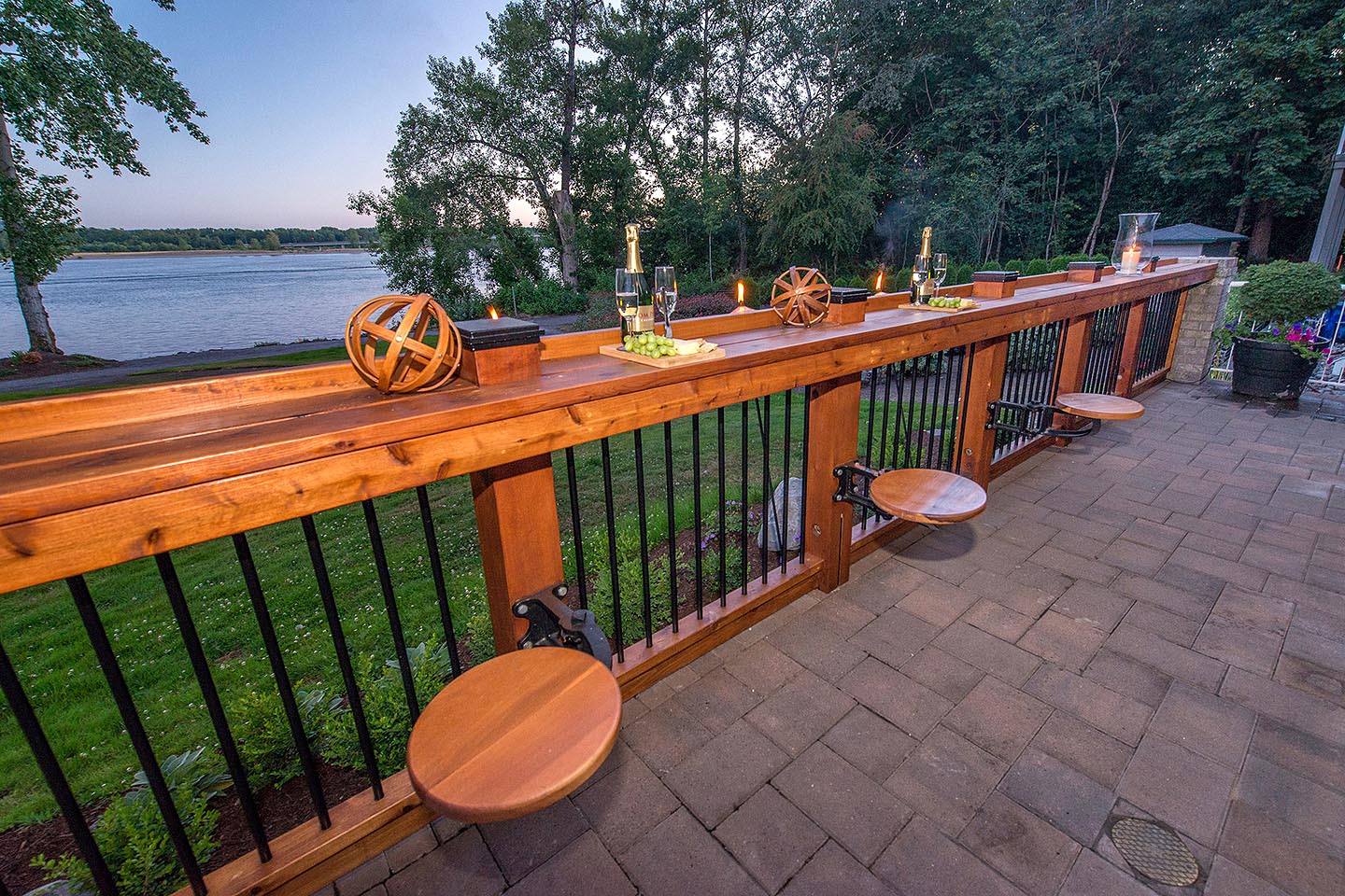 Outdoor Bars - Premier Backyard Living