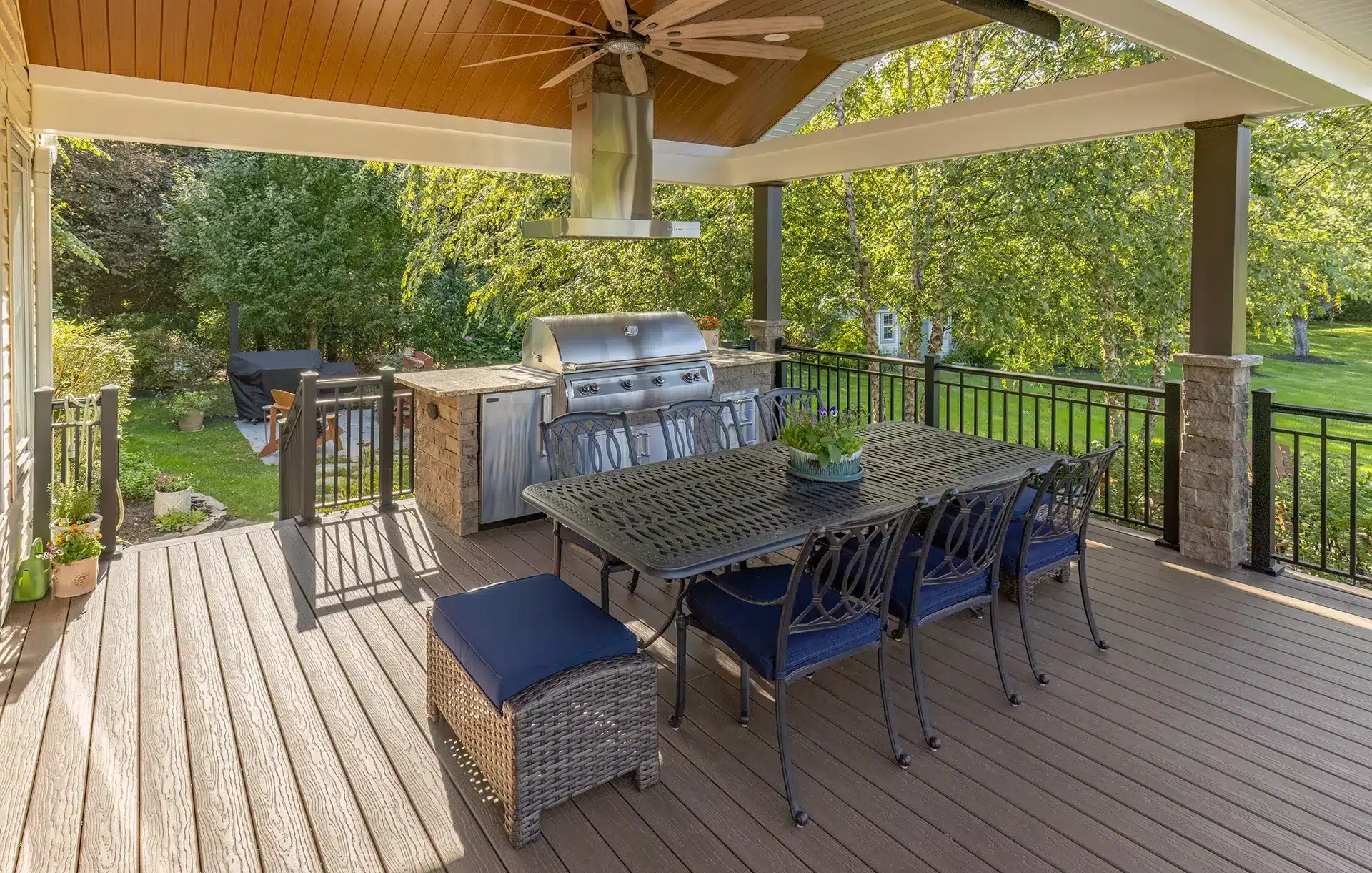 Outdoor Kitchen Builders Serving NJ & PA