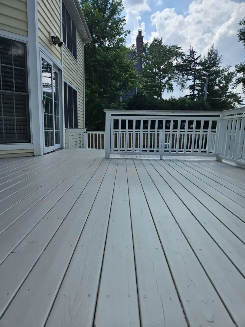 Professional Deck Staining in Downers Grove