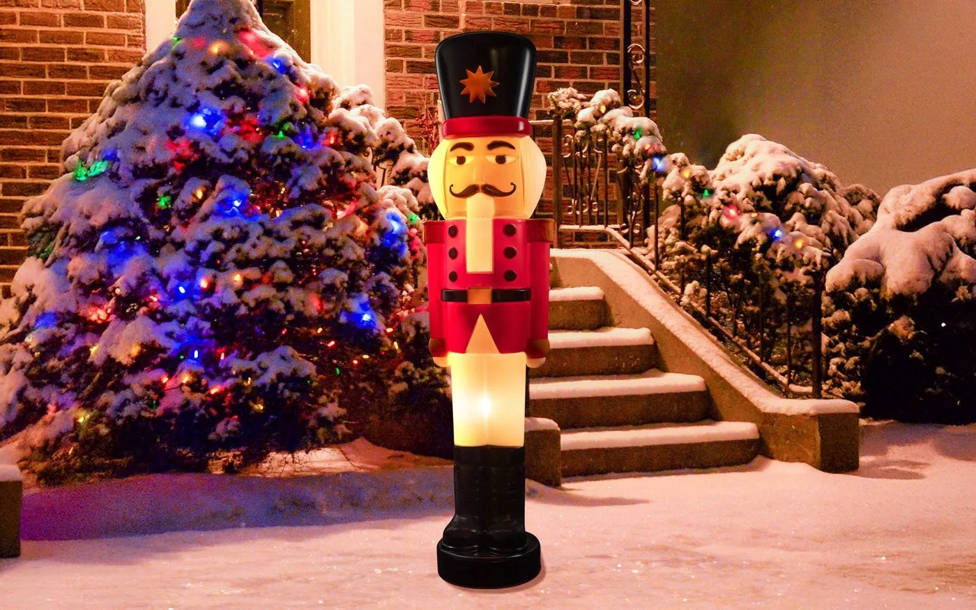 Resources Guide to Outdoor Christmas Ornaments