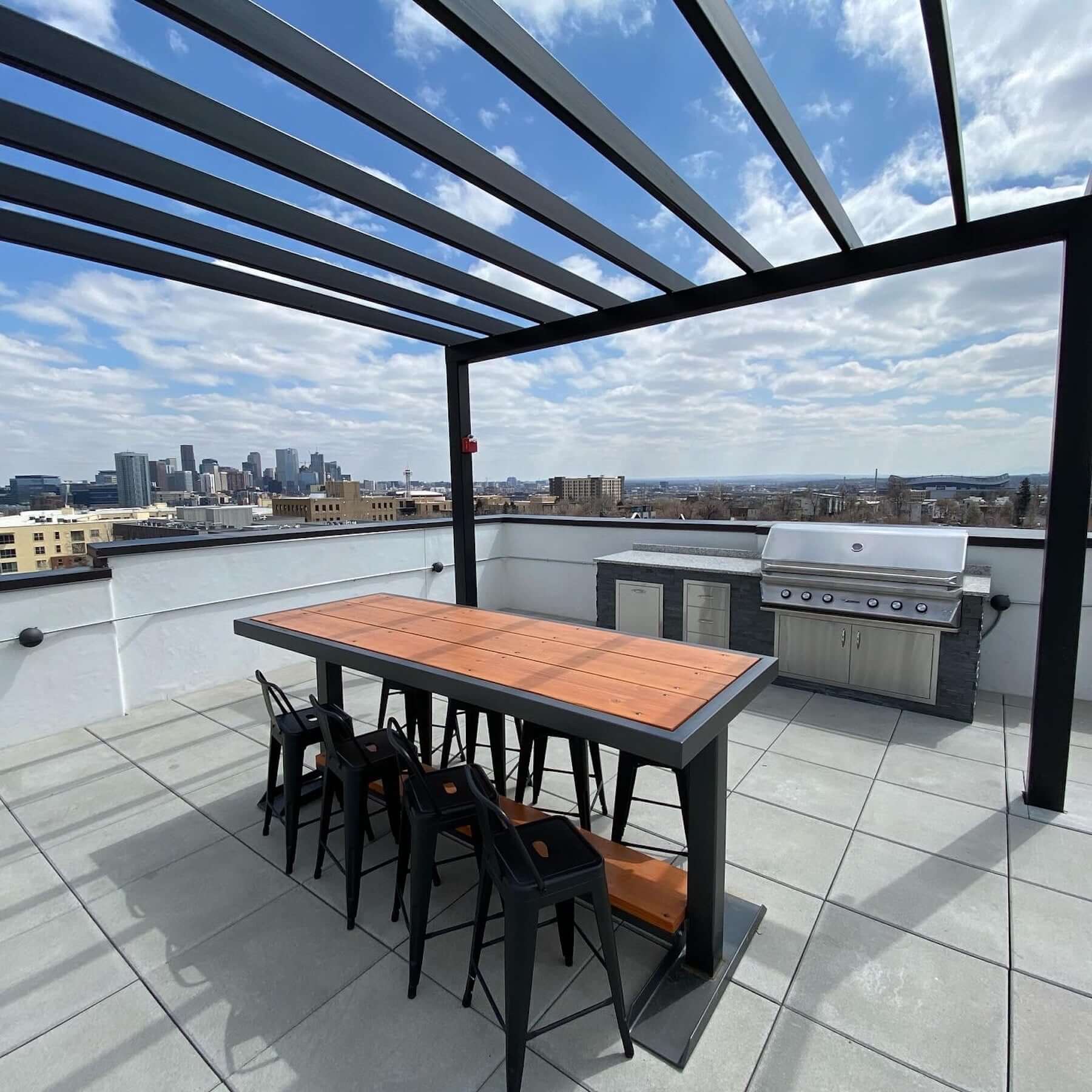 Rooftop Terrace With Outdoor Kitchen - Jefferson Park, Denver - Landscape Design Build - Denver, CO