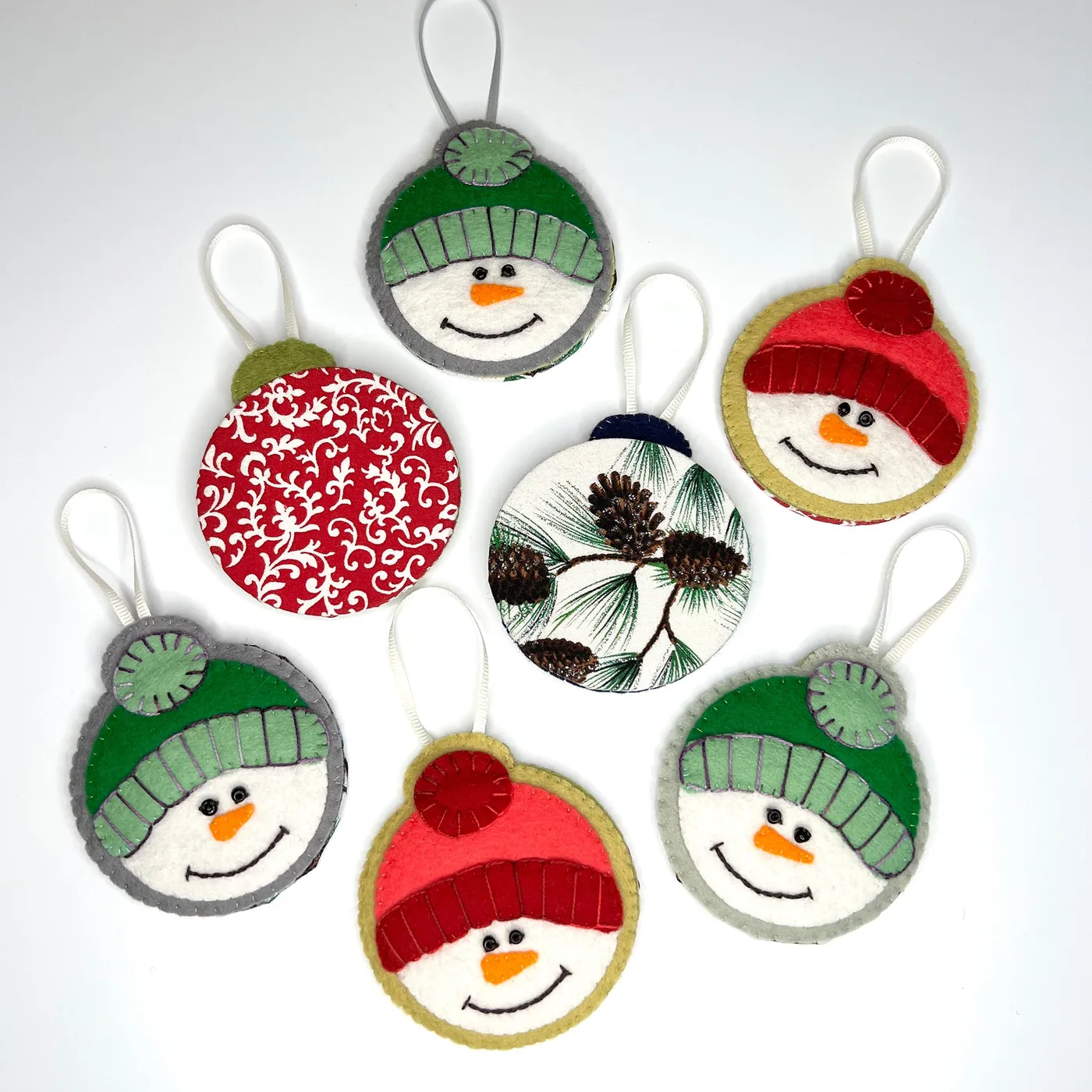 Snowmen Bauble Disc Ornaments | Wool Felt – Make & Made Fiber Crafts
