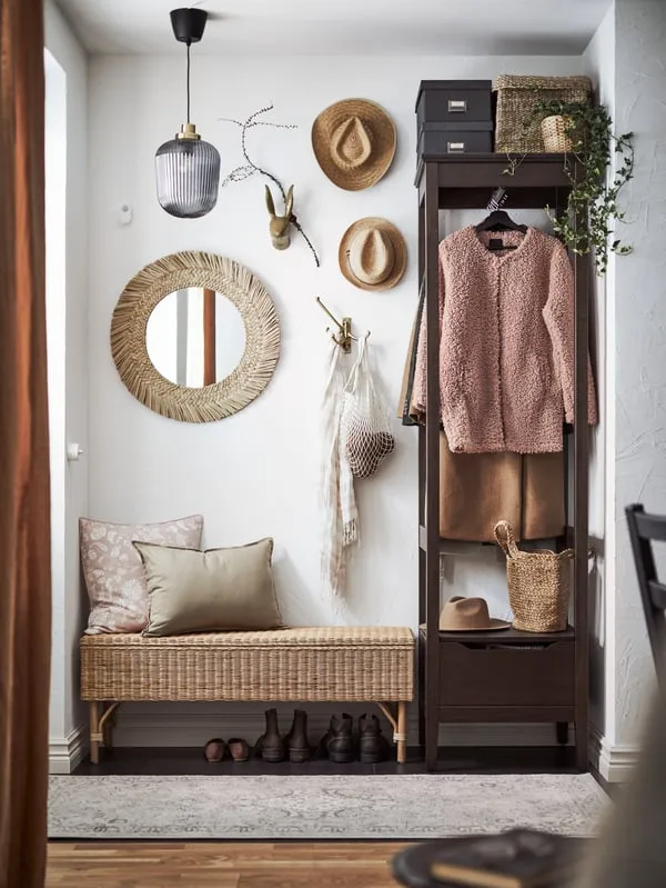 Stylish Ideas for a Small Entryway - IKEA CA
