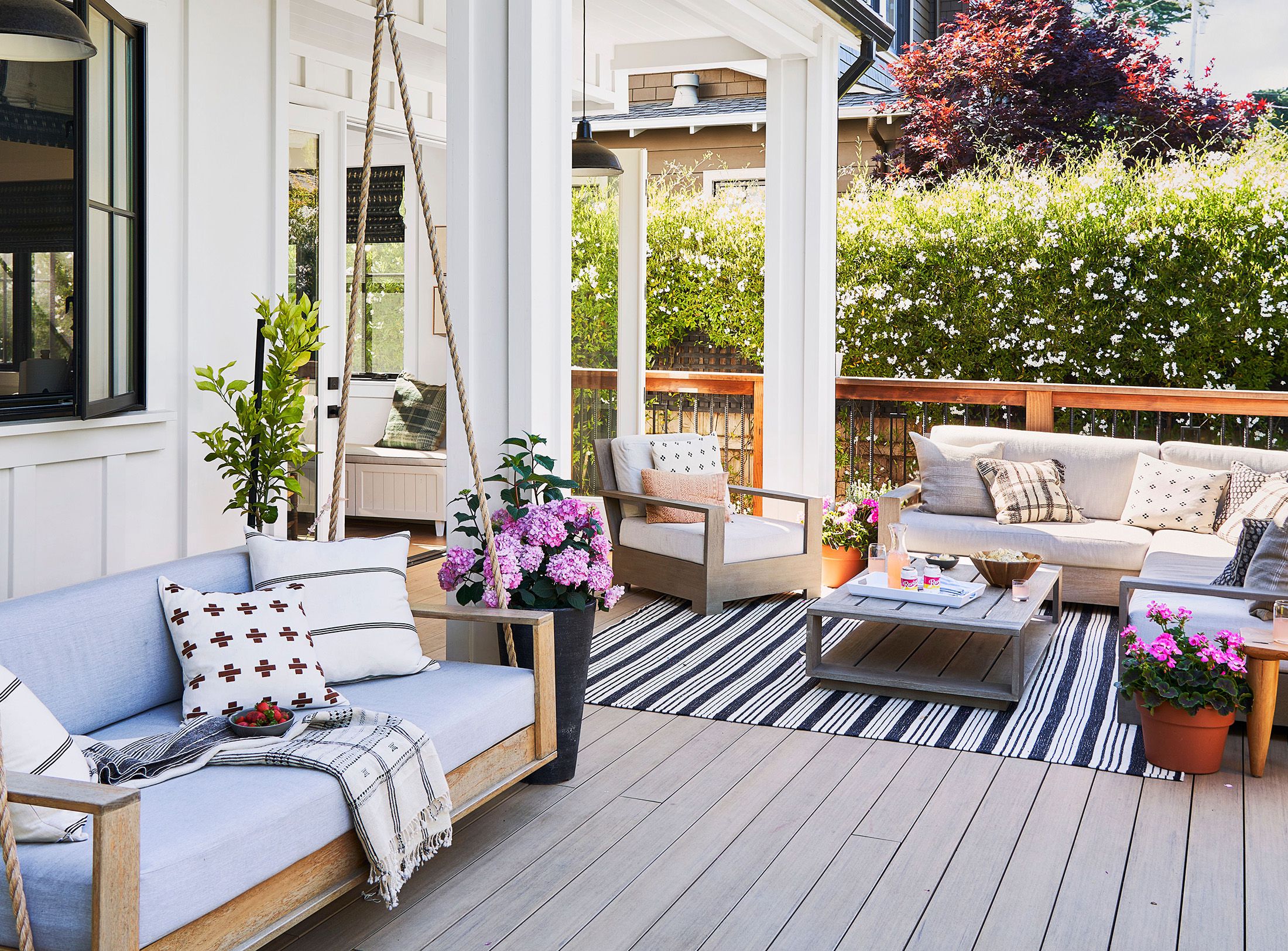 This Easy Design Trick Will Instantly Elevate Your Patio This Summer