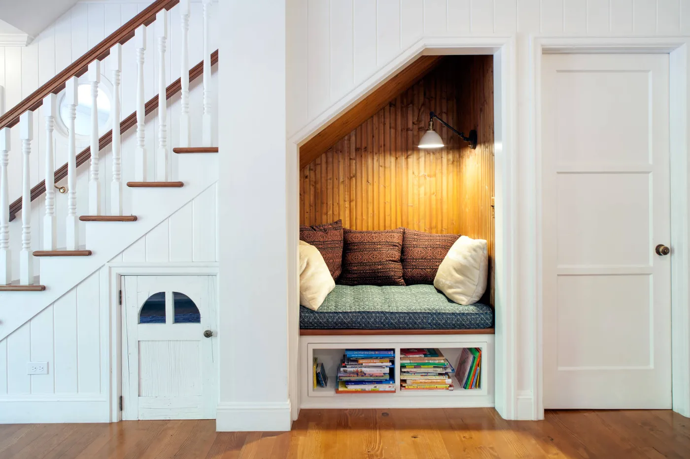 What to Build Under the Stairs | Houzz AU